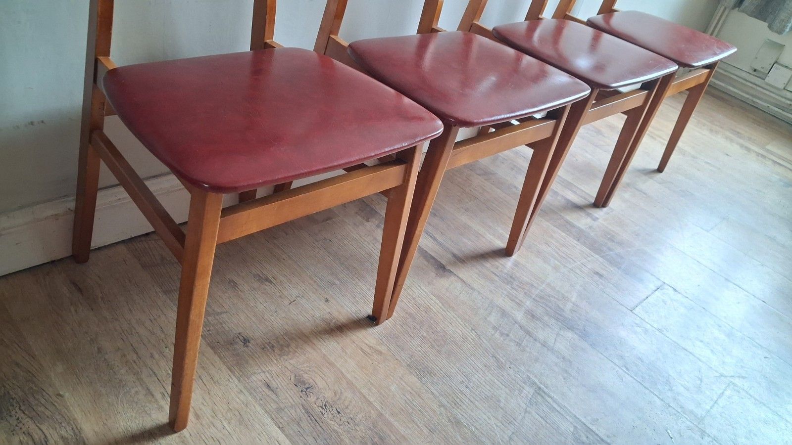 photo vintage Original 1960's Mid Century Teak Kitchen / Dining Chairs