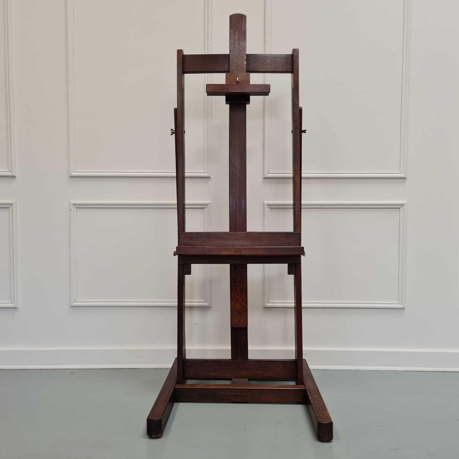 Beautiful French Oak Easel C1930