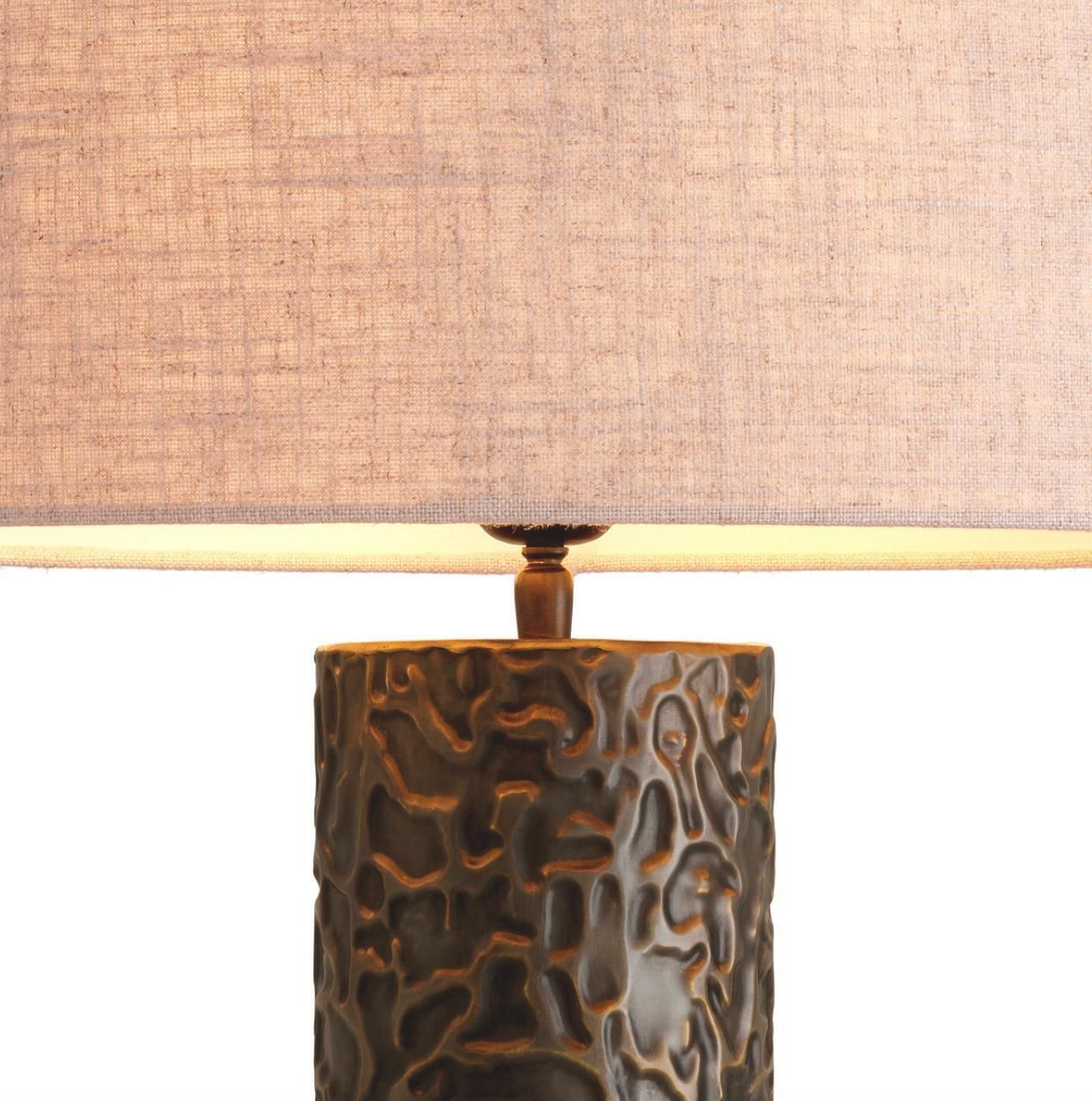 Pair Of Table Lamp In Bronze Highlight Finish With Linen Mix Shade photo 2654.0