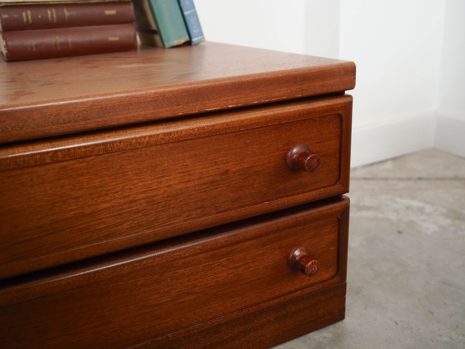 photo vintage Mahogany Lowboard, Danish Design, 1970s, Made In Denmark
