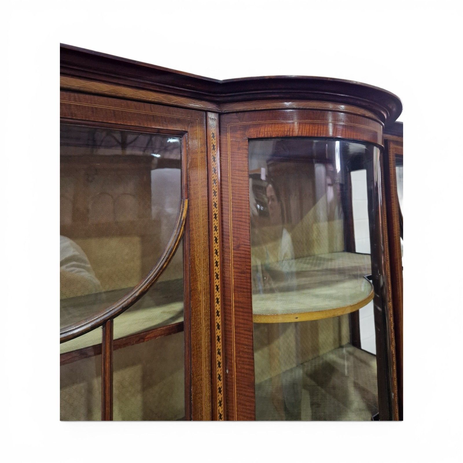 Antique Edwardian Inlaid Mahogany Display Cabinet Bow Front Glazed With Key photo 450.0