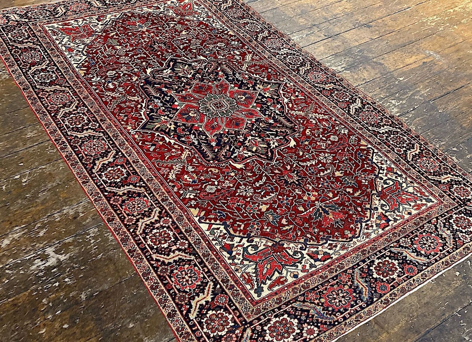 Antiek Heriz tapijt 3,58 m x 2,27 m photo 5400.0