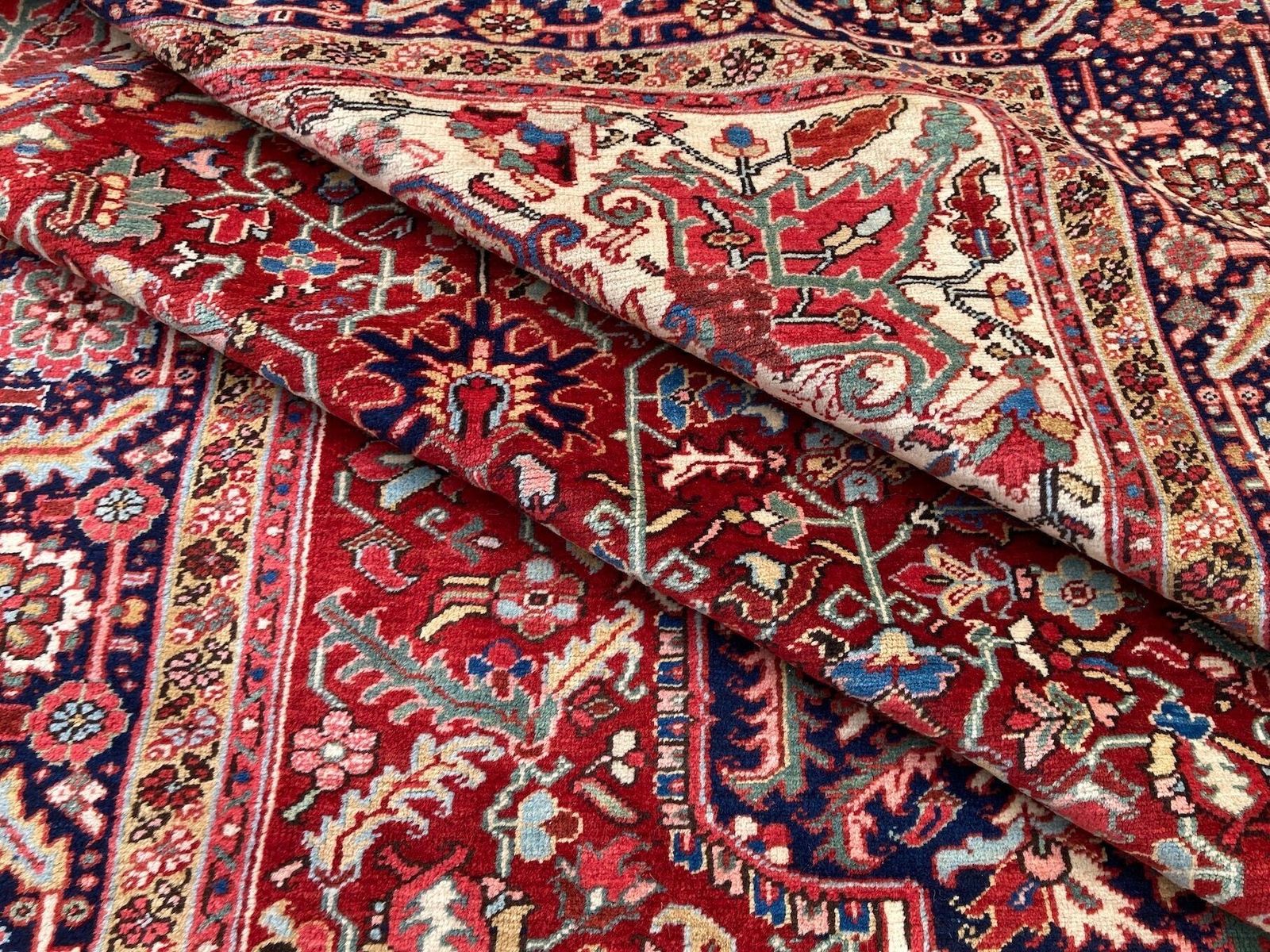photo vintage Antiek Heriz tapijt 3,58 m x 2,27 m