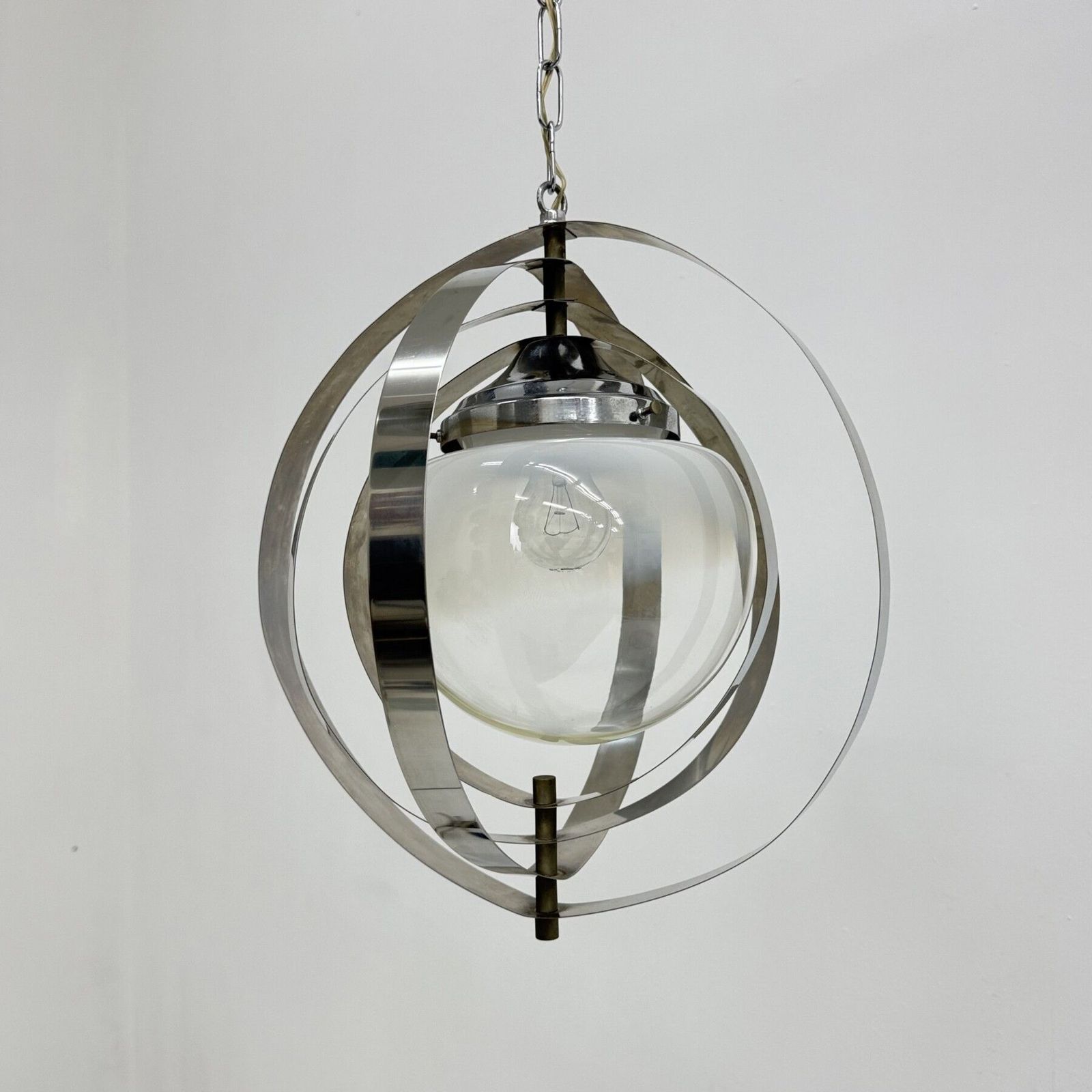 photo vinterior Mid Century Glass Sphere Hanging Pendant Glass Lamp Design 1970’s Space Age Italy