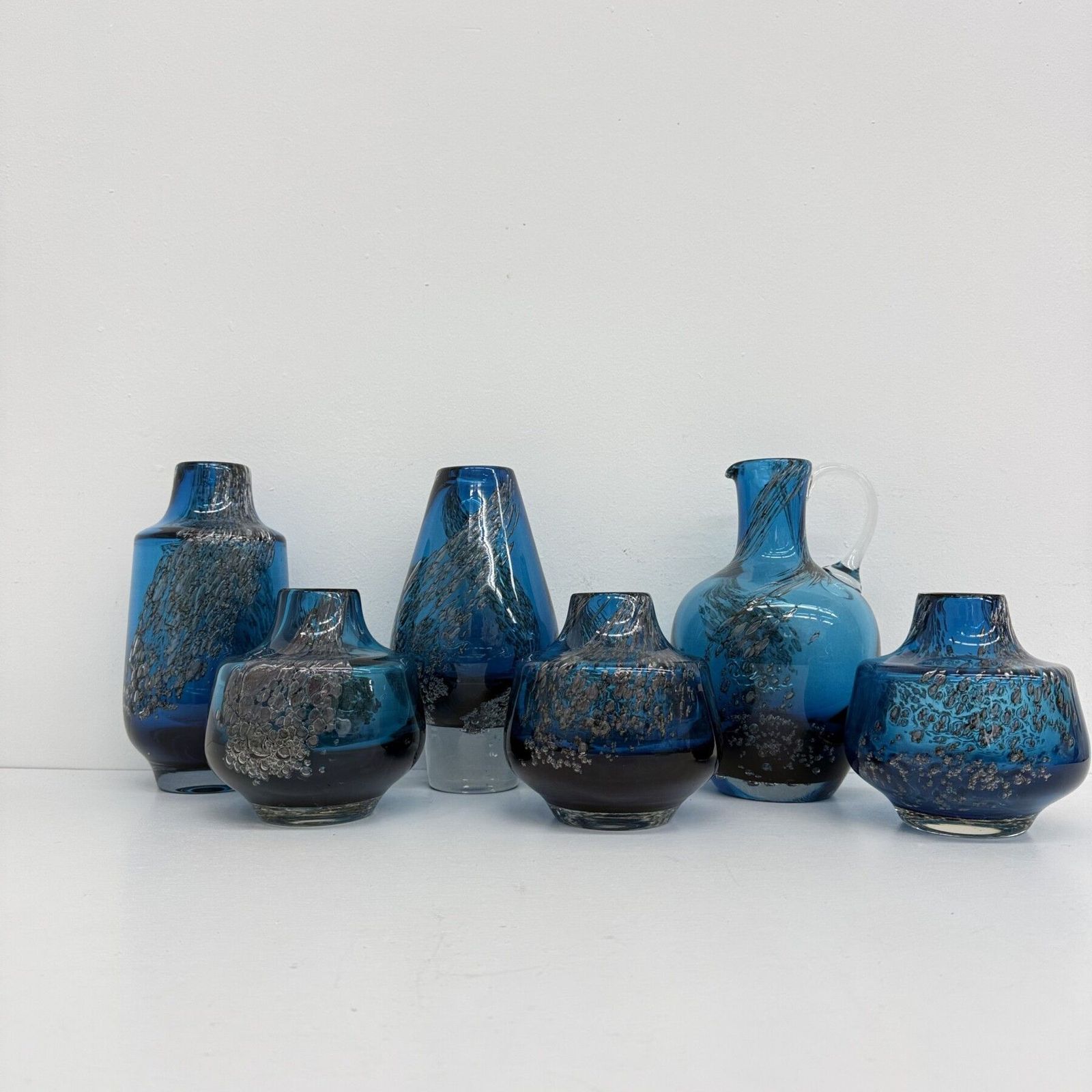Set Of 6 Schot Wiesel Glass Vases Bavarian Glass Art ‘Florida’ By Heinrich Löffelhardt Blue Bubbles 1970s Germany