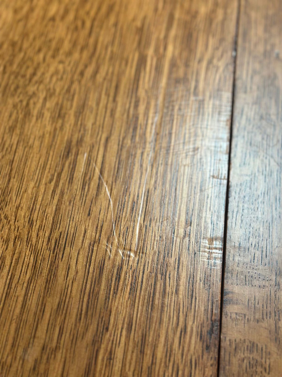 photo vintage Antique Oak Drop Leaf Dining Table