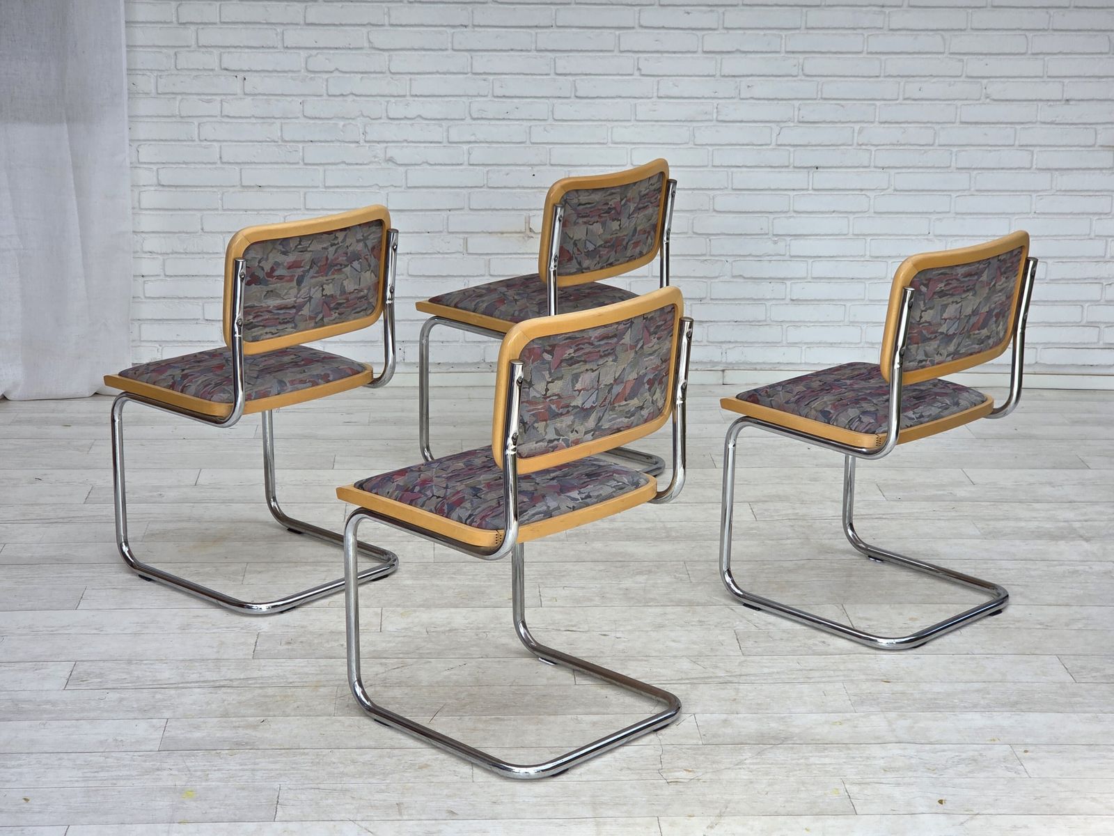 1970s, Set Of 4 Pcs Italian Dining Chairs In Bauhaus Style. photo for sale
