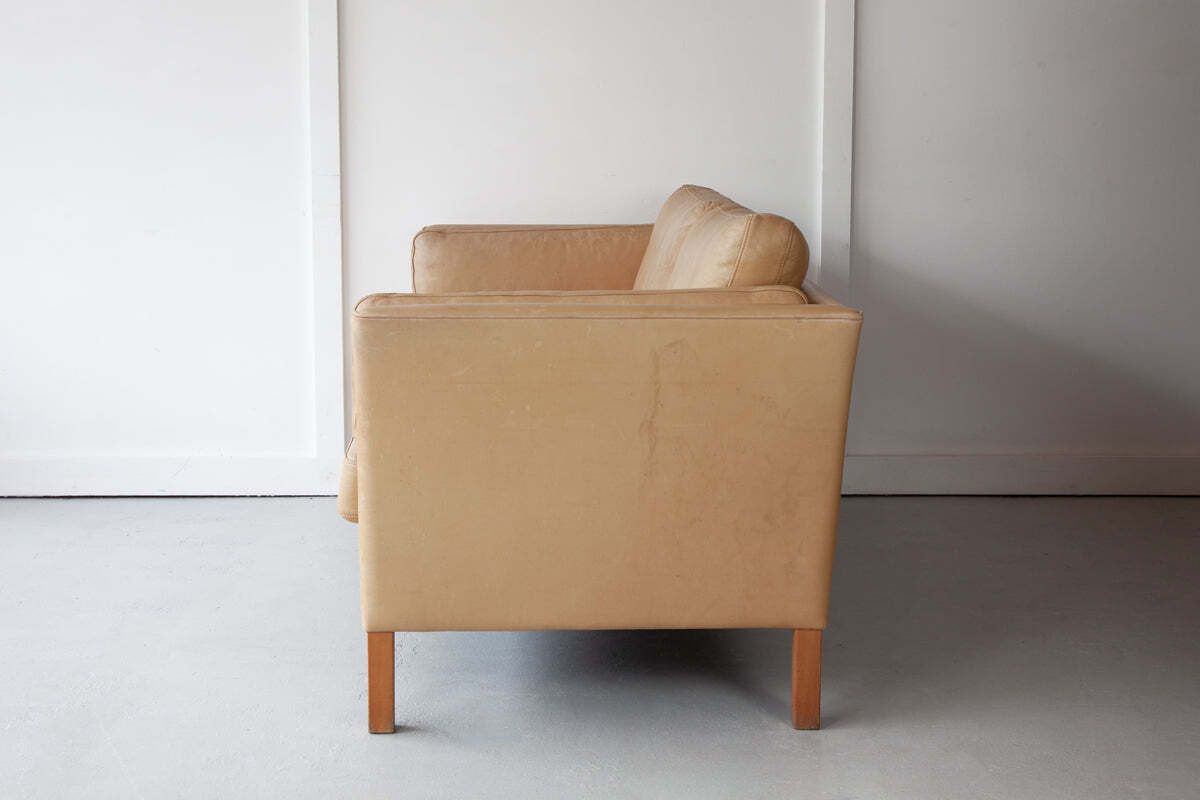 Tan Leather Sofa, 1970s photo for sale
