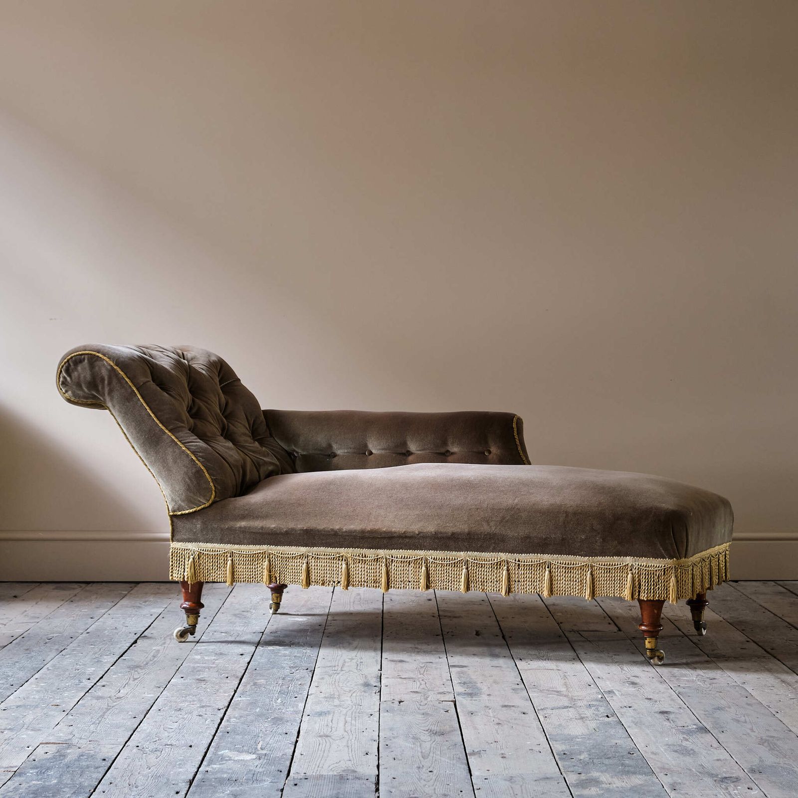 19th Century Country House Chaise Longue photo vinterior
