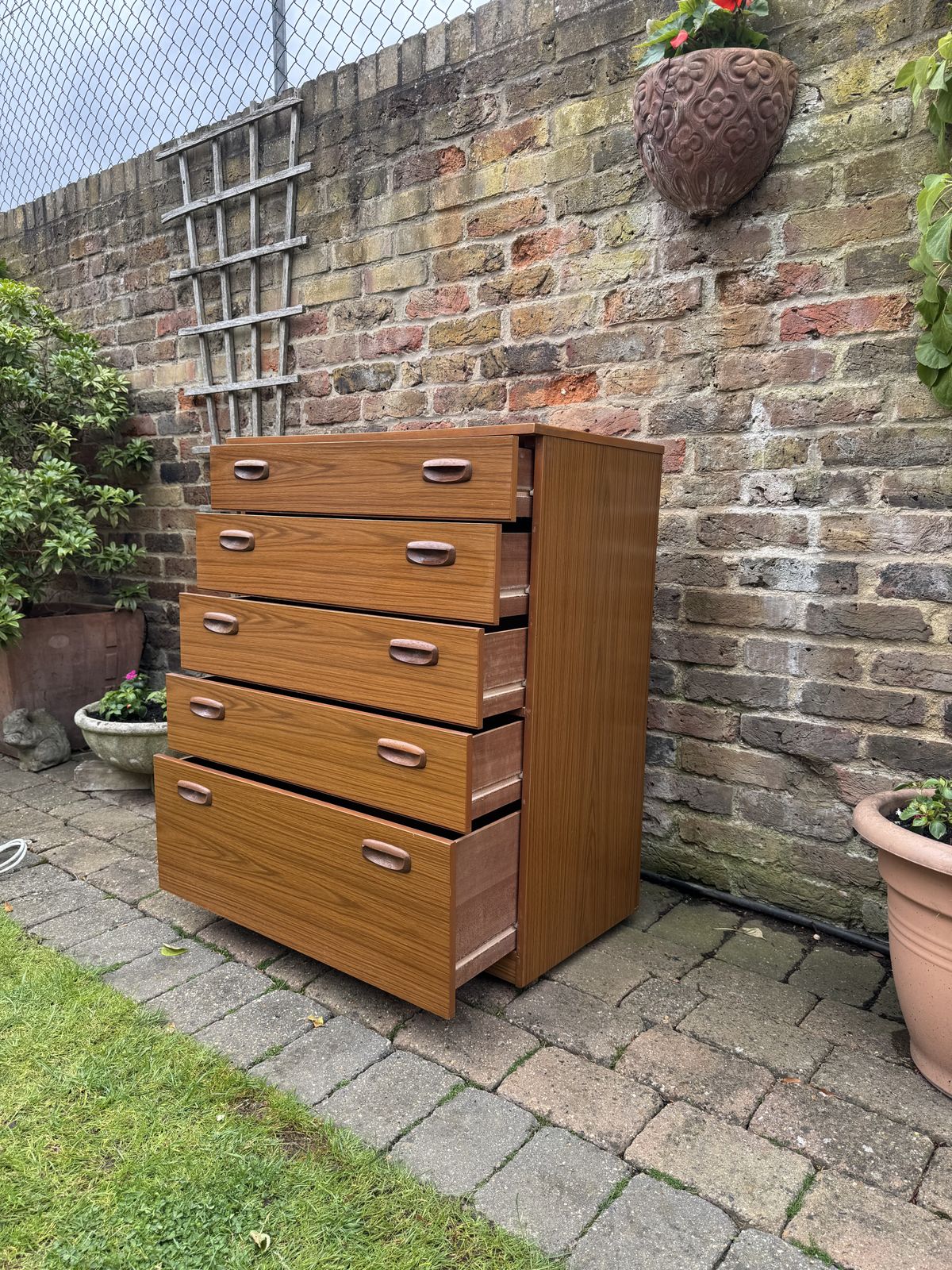 Vintage Mid Century Schreiber Chest Of Drawers photo 325.0