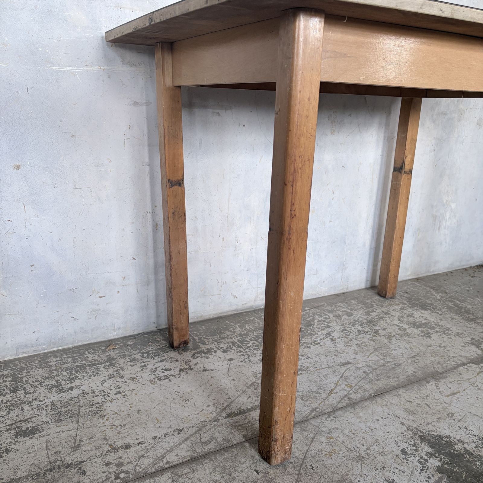 Mid Century Blue Floral Formica Kitchen Table | Retro Breakfast Table photo vinterior