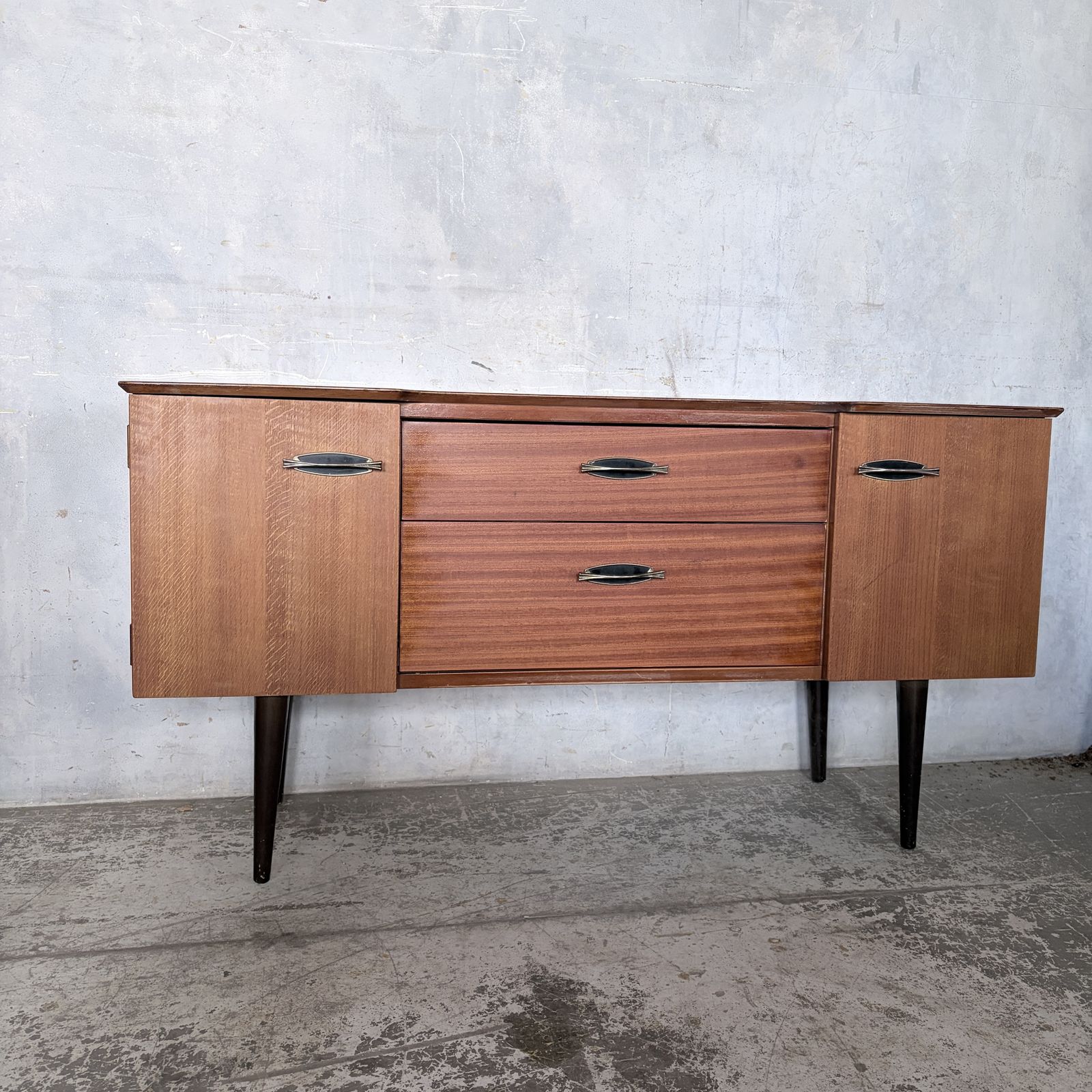 Harris Lebus Mid Century Teak & Oak Compact Sideboard photo vintage