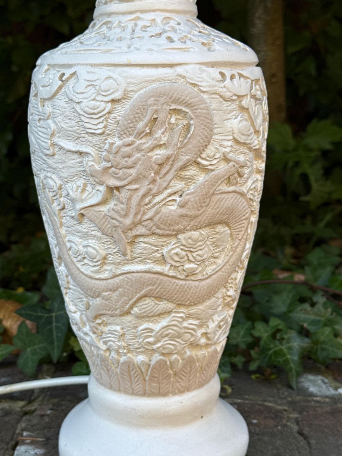 Large Vintage Oriental Dragon Relief Table Lamp Chalk Painted Statement Piece   Working And Tested 46cm Tall photo Lighting
