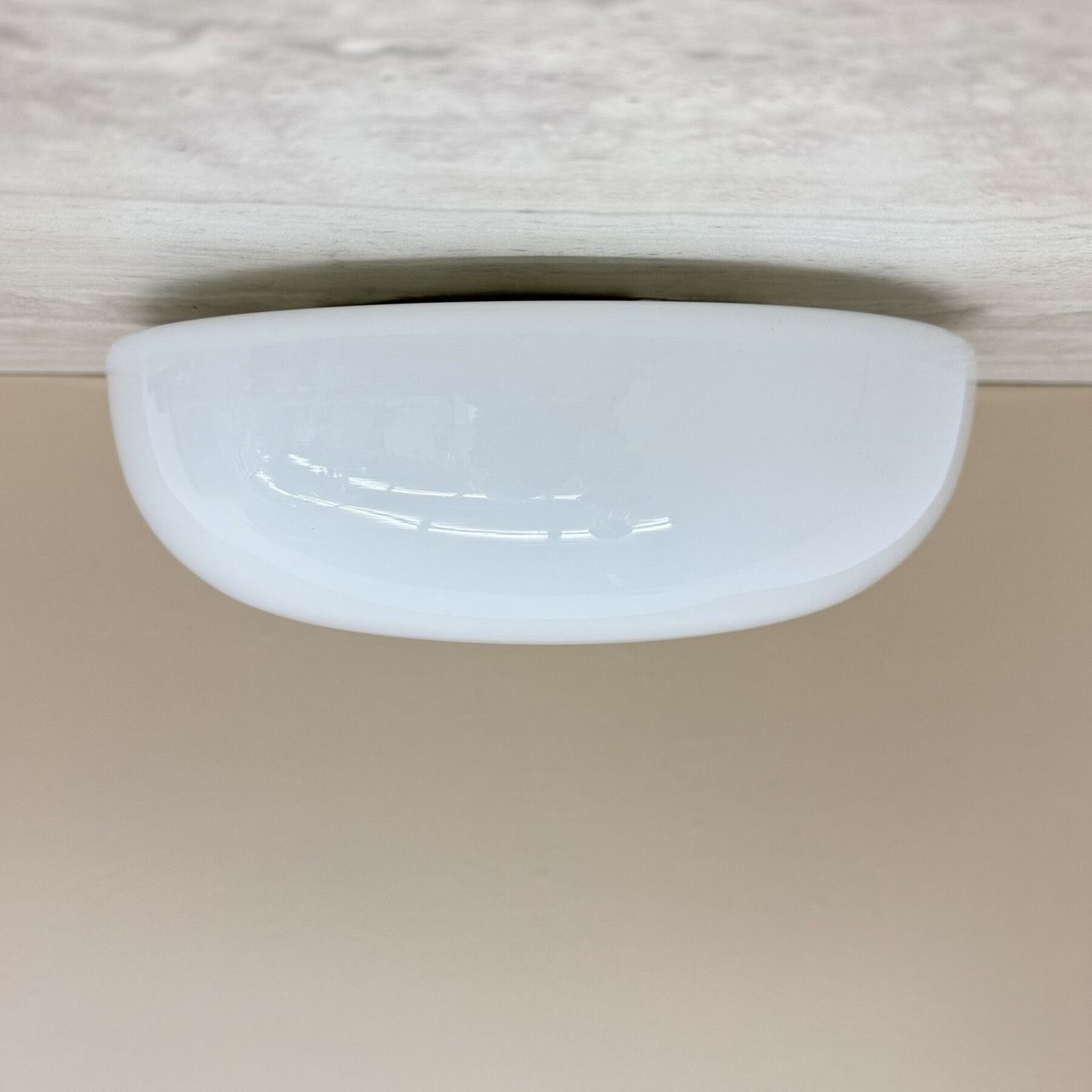 Verlichting Gispen plafondlamp Dutch Design opaalwit glas, jaren 1930 photo