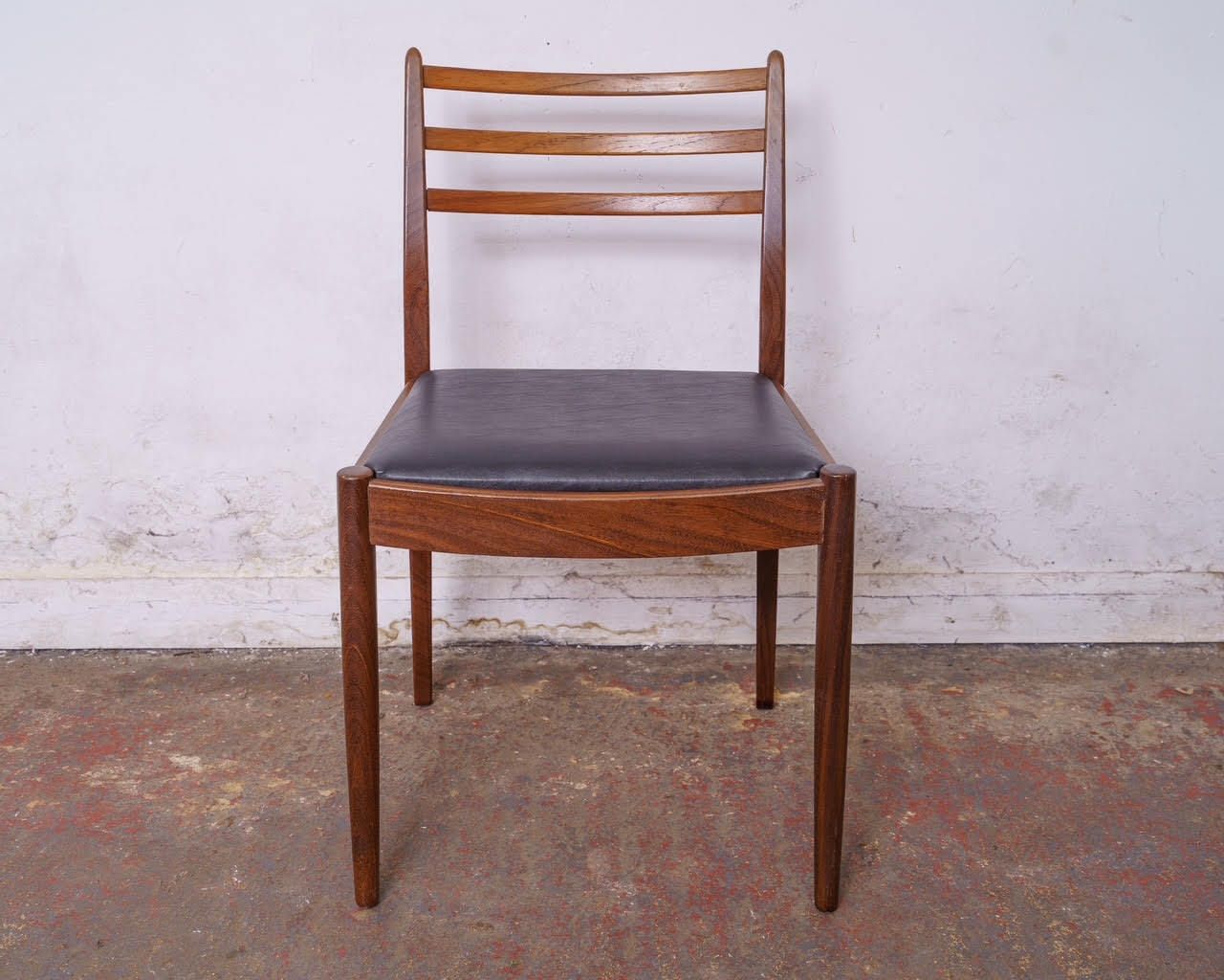 G Plan Mid Century Teak Extending Dining Table With 4 Chairs photo for sale
