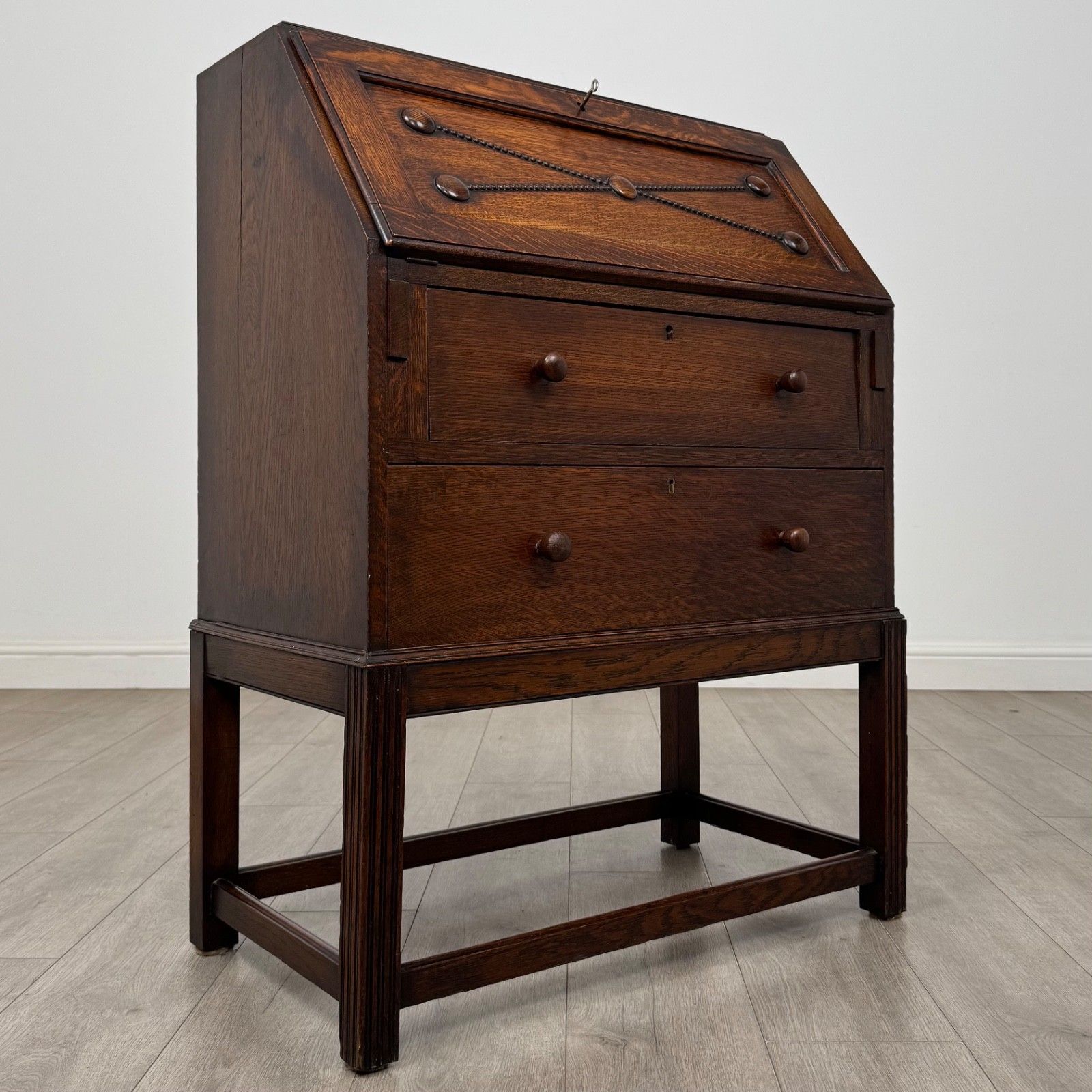 photo furniture Antique 20th Century Jacobean Style Bureau In Oak ( Af 5913 )