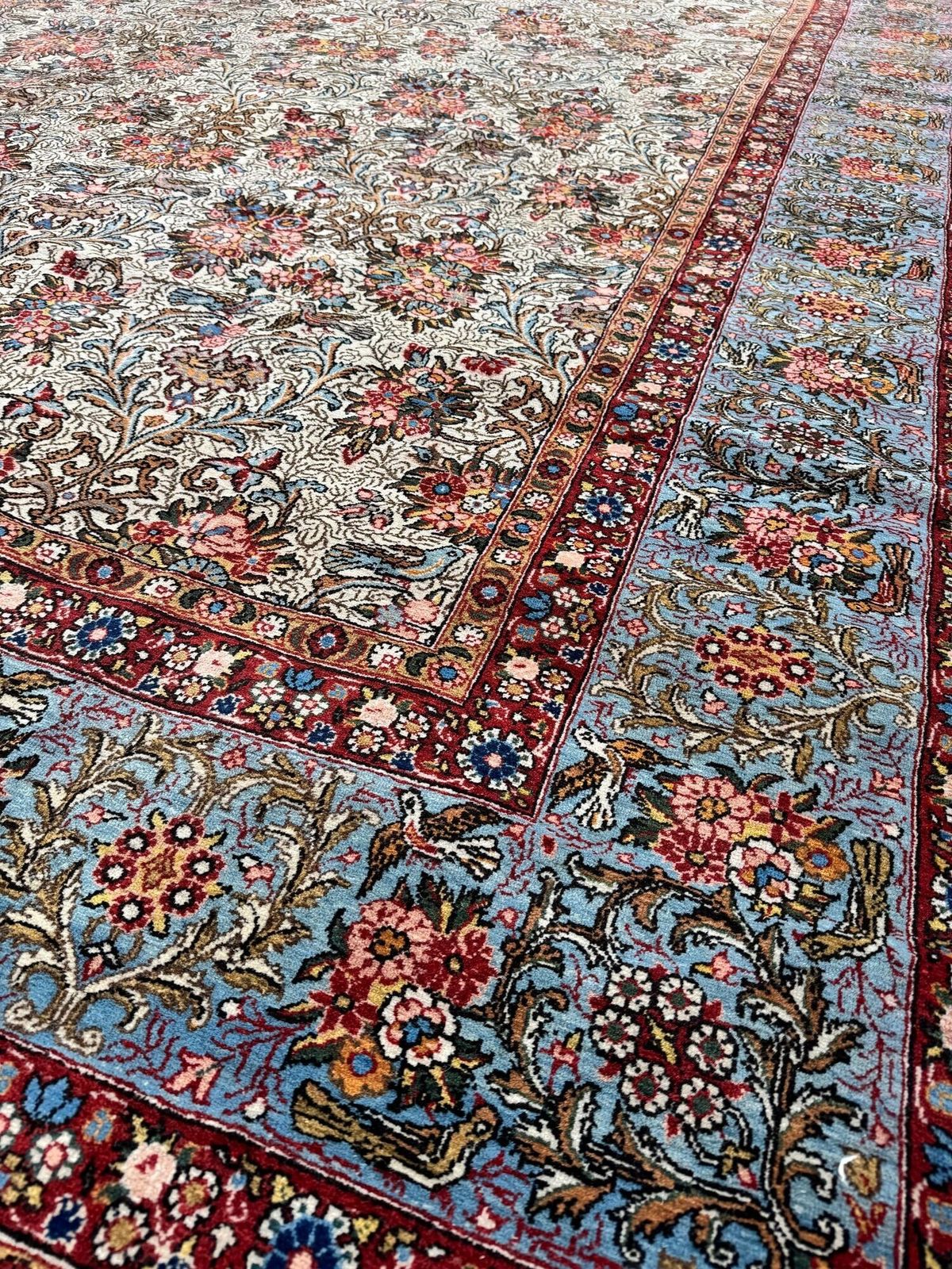 photo furniture Vintage Qum Tapijt 3,86 m x 2,86 m