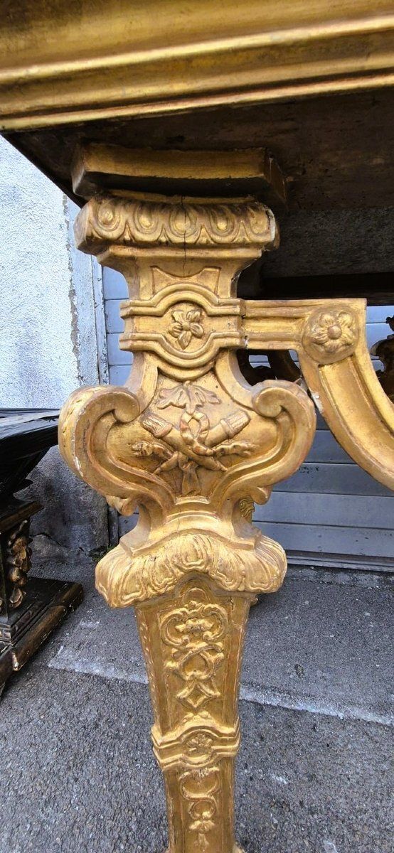 12500.0 Grande table centrale, L. 158 cm, Piémont, époque Louis XIV photo
