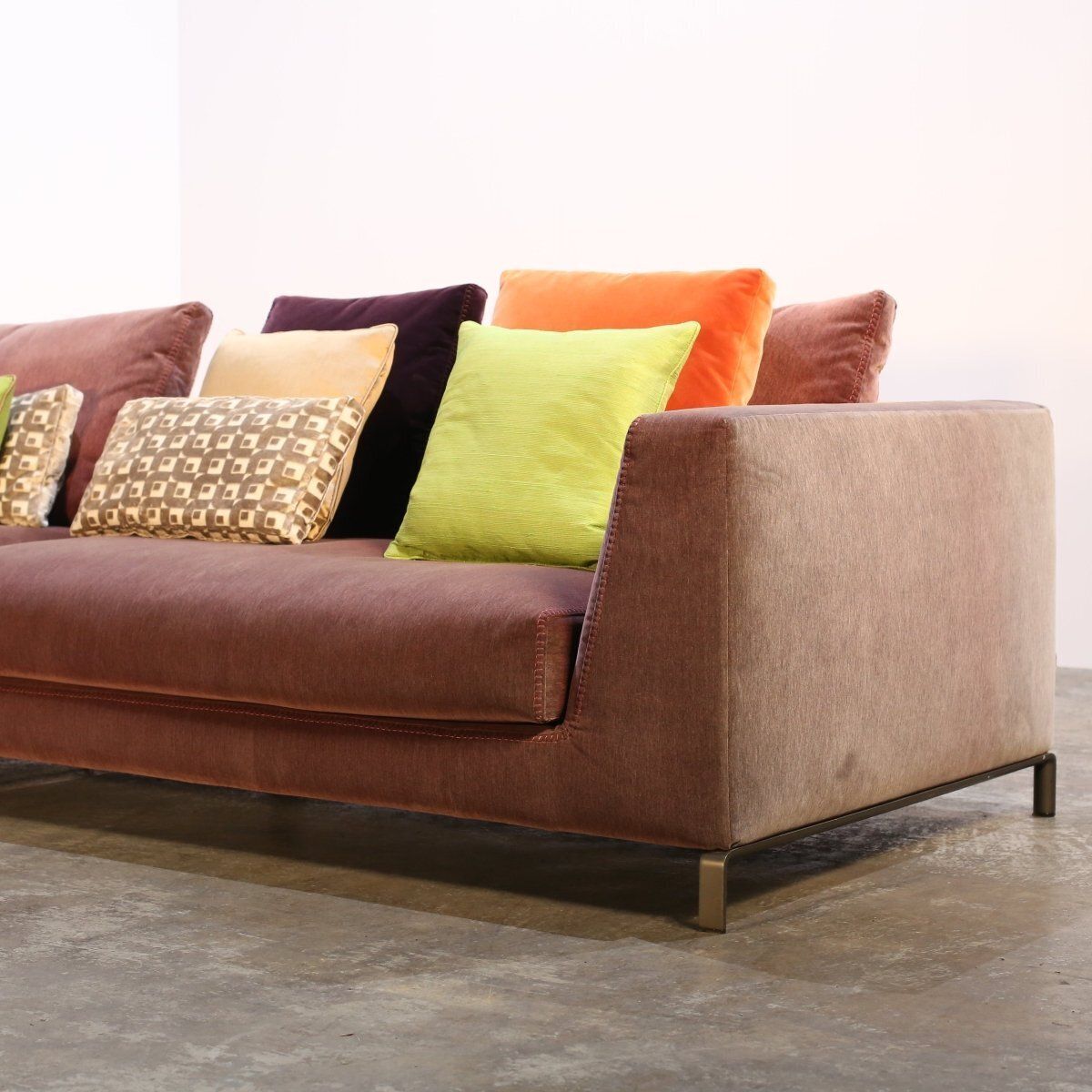 photo furniture B&B Italia Michel Club Modular Sofa By Antonio Citterio