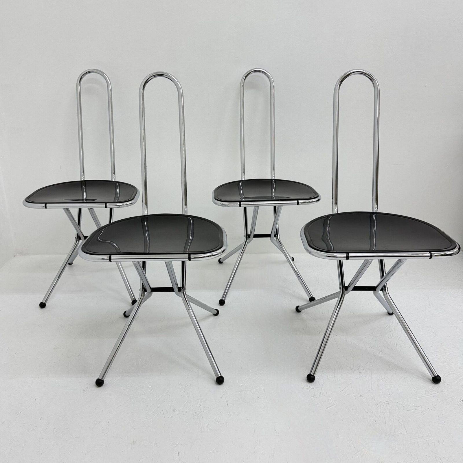 Lot de 4 chaises pliantes post-modernes par Niels Gammelgaard pour Ikea, années 1980 photo Mobilier