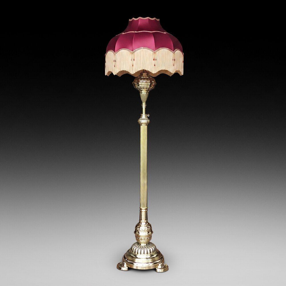 Victorian Brass & Extending Standard Oil Lamp