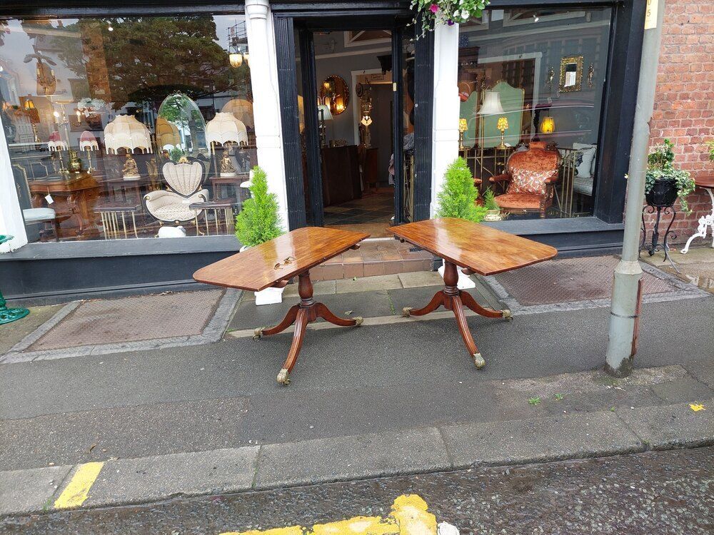 Regency Mahogany Dining Suite photo vinterior