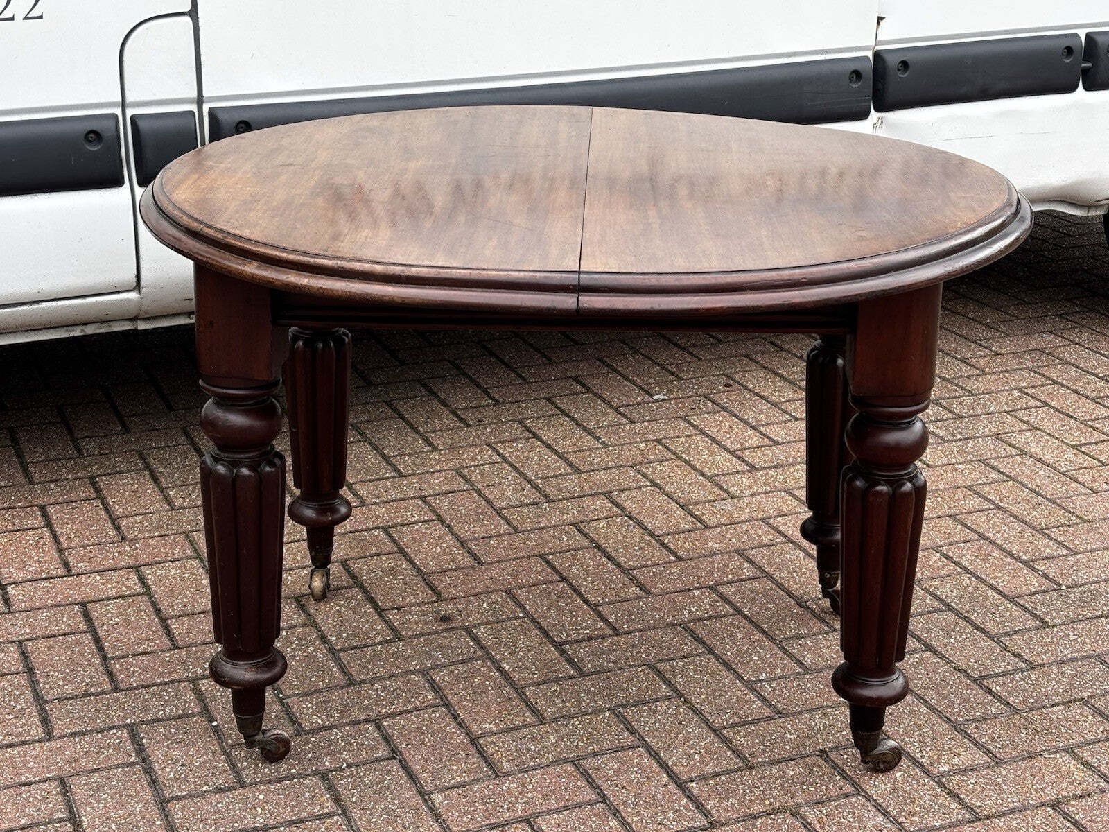 photo vinterior Victorian Extending Mahogany Dining Table & 4 Chairs