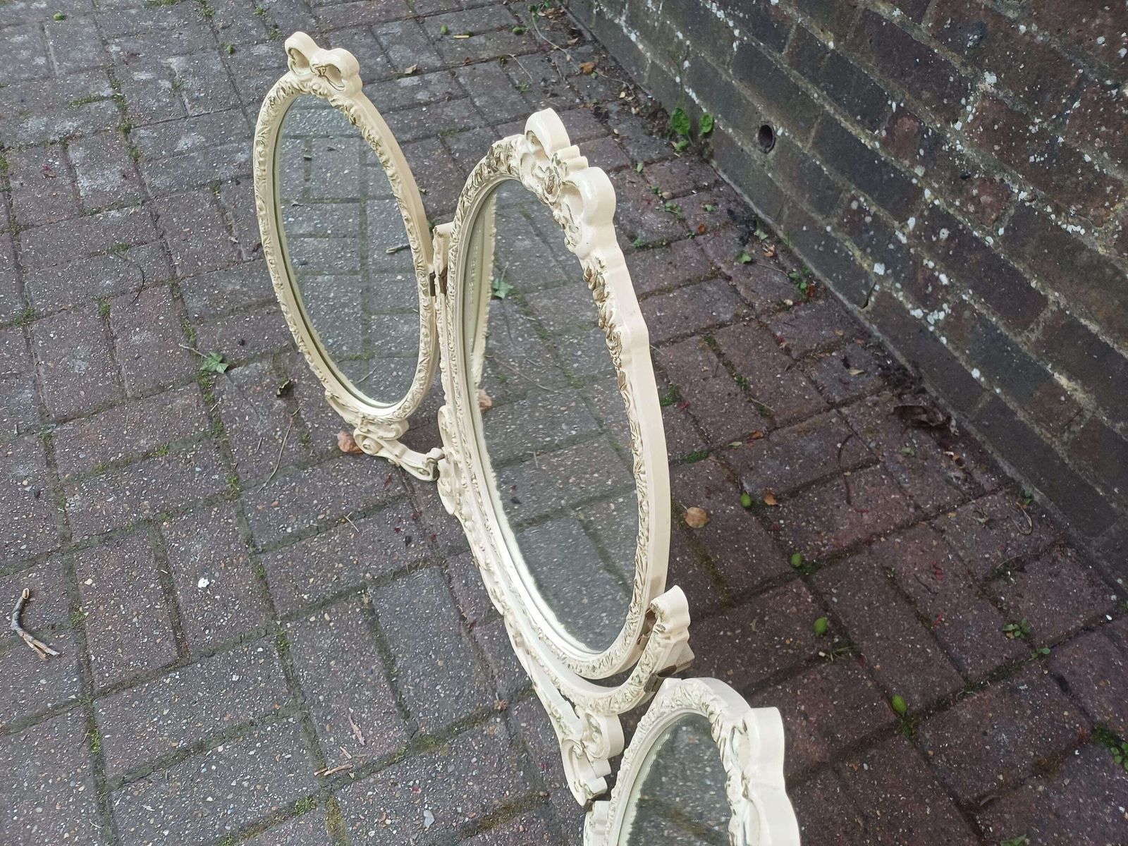 Home Decor Unusually Large Vintage Triple Dressing Table Mirror Ornate Cream Gold Ribbon Composite Vanity Mirror Rococo Style Boudoir Mirror photo