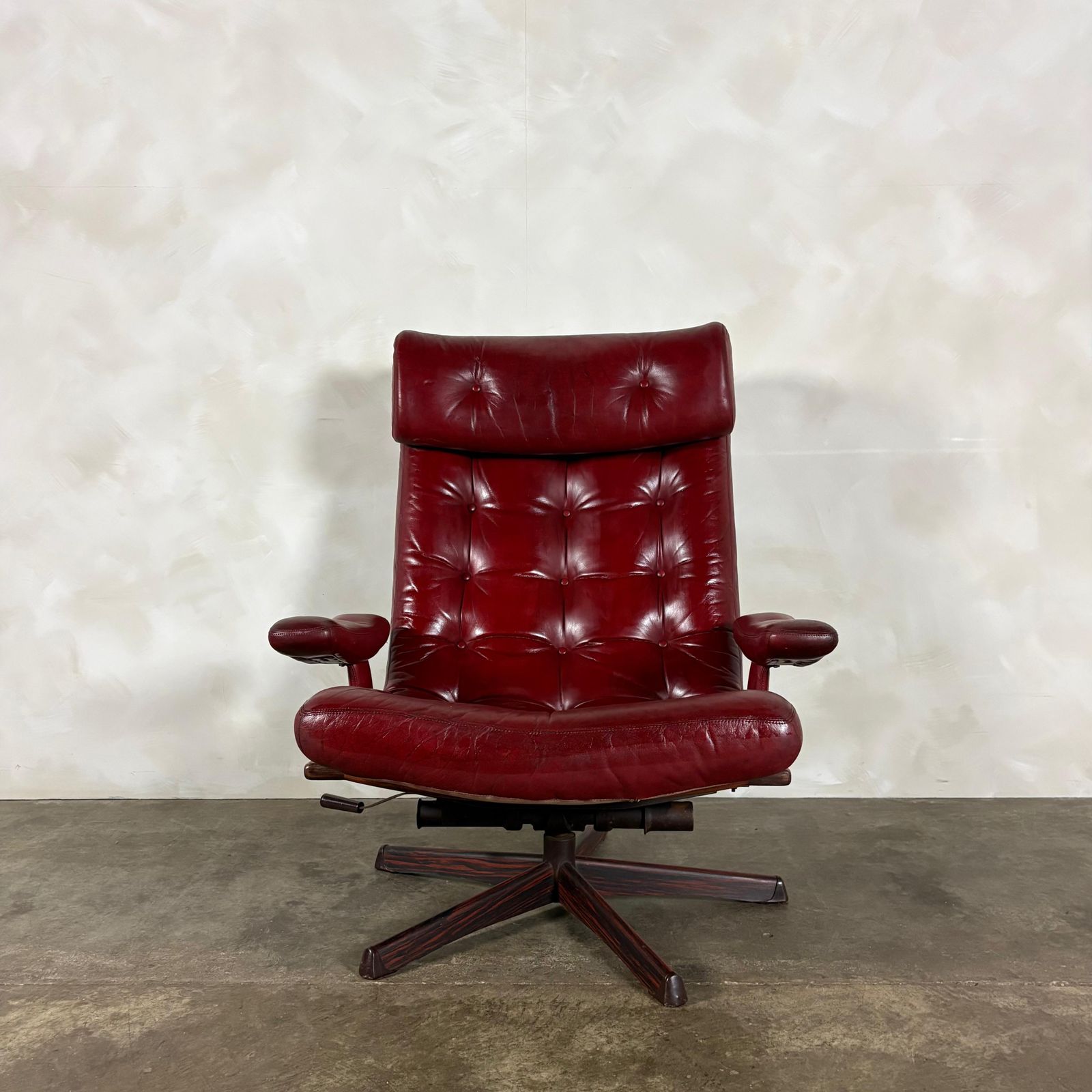Göte Möbler Red Leather Swivel Armchair Swedish 1970s Mid Century Retro Mcm photo 495.0