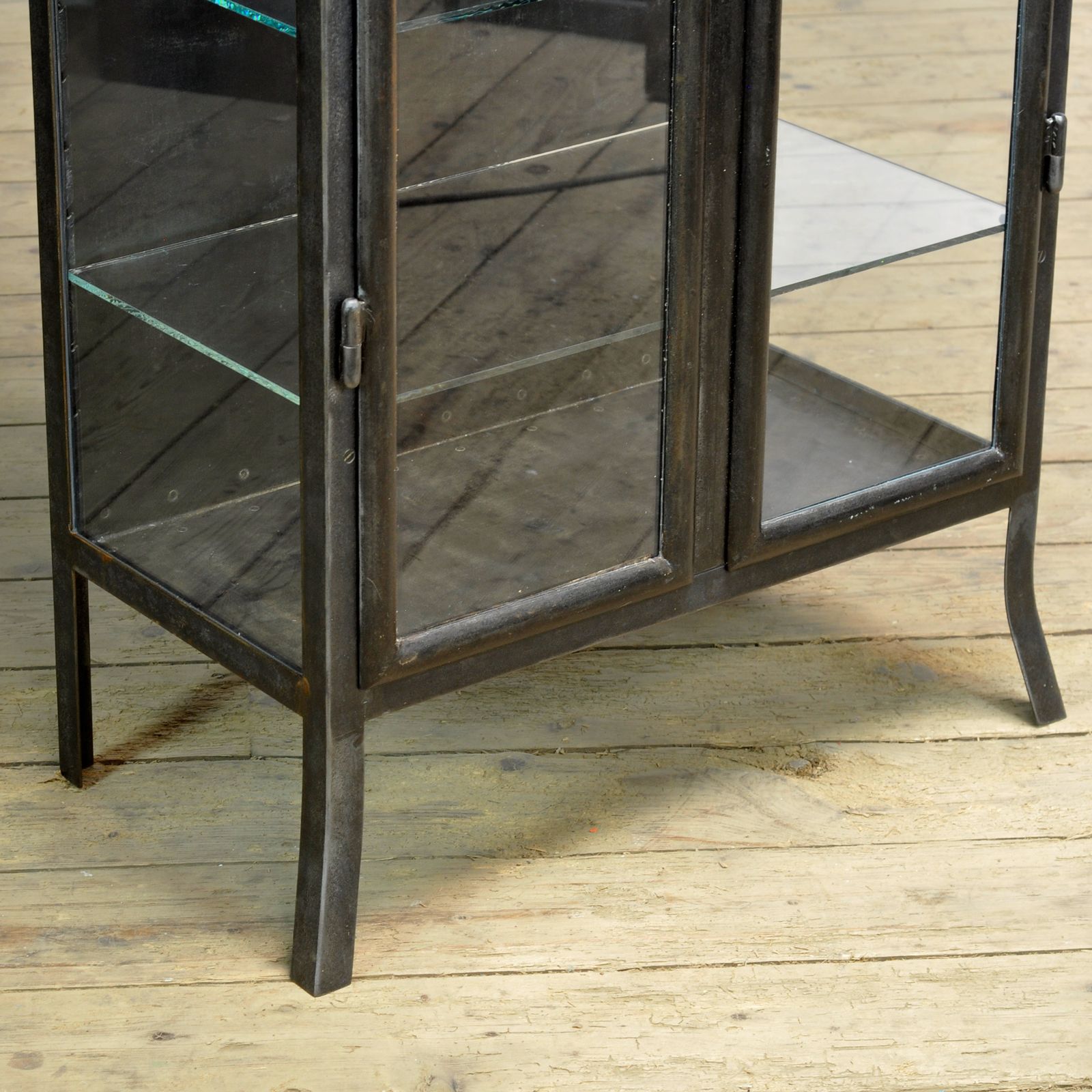 Polished Iron Medical Cabinet, 1910s photo vinterior