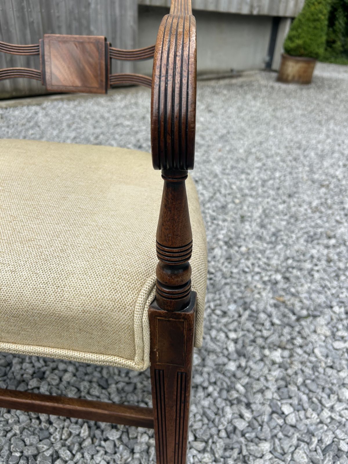 A Superb Set Of 8 Mahogany Georgian Chairs 6 Singles And 2 Carvers photo for sale