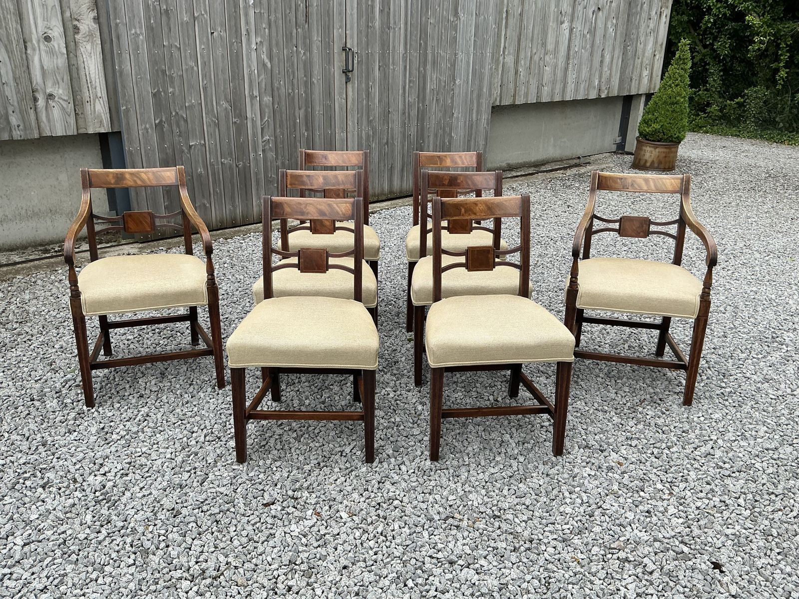 A Superb Set Of 8 Mahogany Georgian Chairs 6 Singles And 2 Carvers photo 1175.0