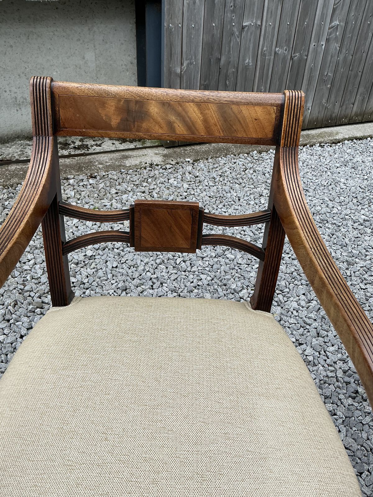 1175.0 A Superb Set Of 8 Mahogany Georgian Chairs 6 Singles And 2 Carvers photo