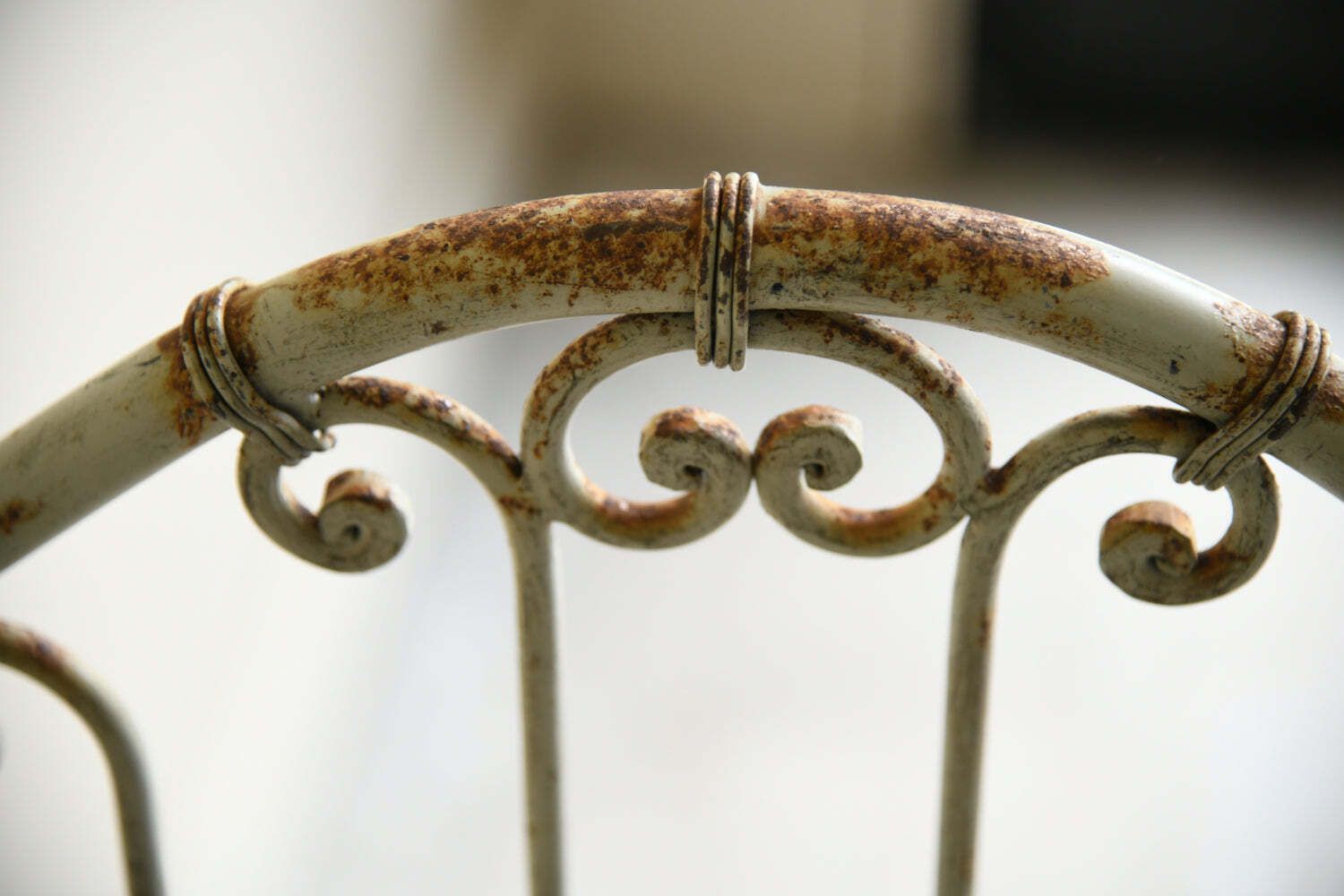 Antique French Wrought Iron Day Bed photo vinterior