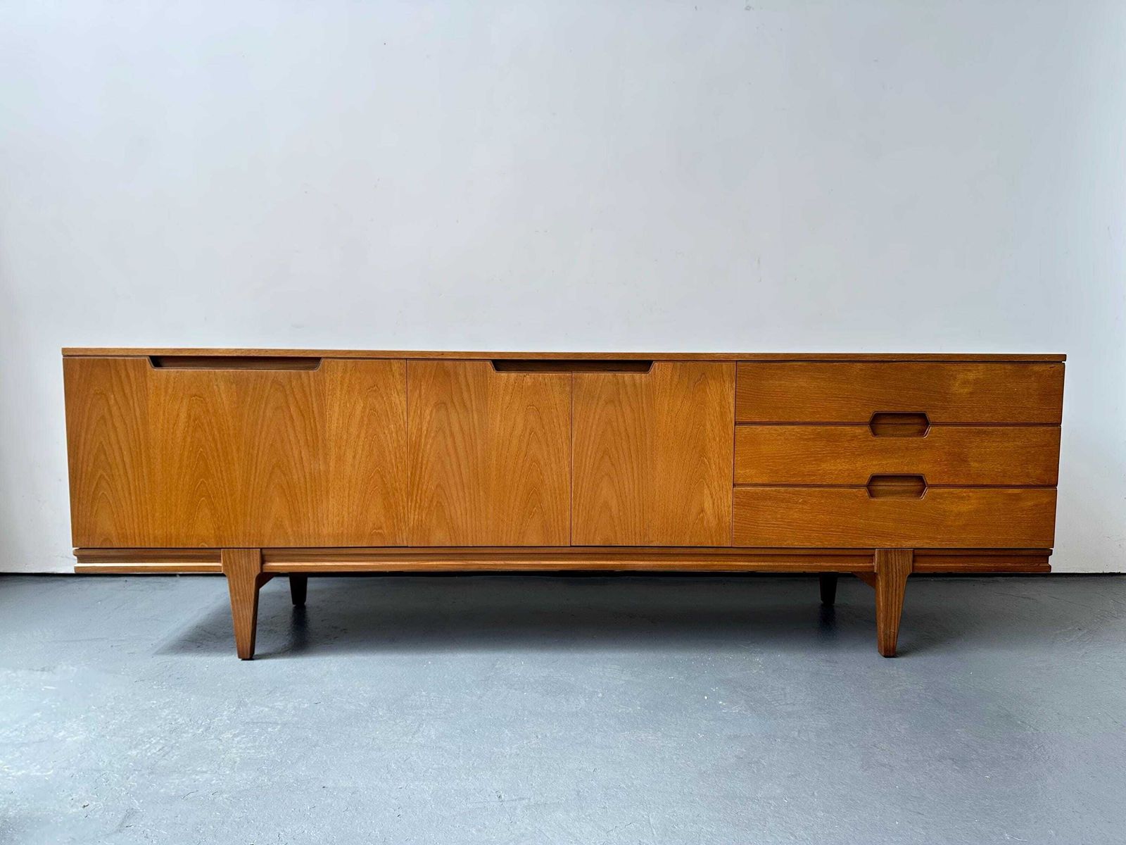 Vintage 1970s Greaves & Thomas Teak Sideboard. Retro Danish Mid Century Plan photo vinterior