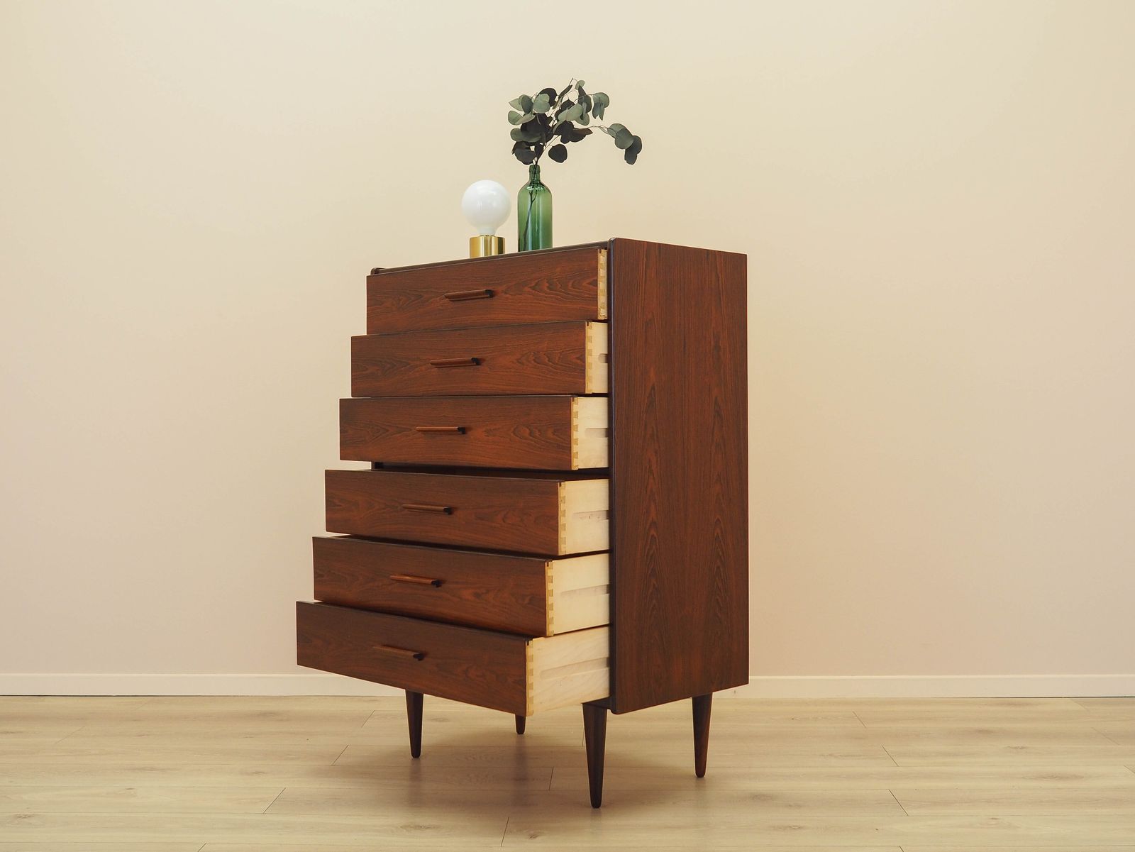 Ladekast met palissanderfineer, Deens design, jaren 1970, gemaakt in Denemarken photo Meubels