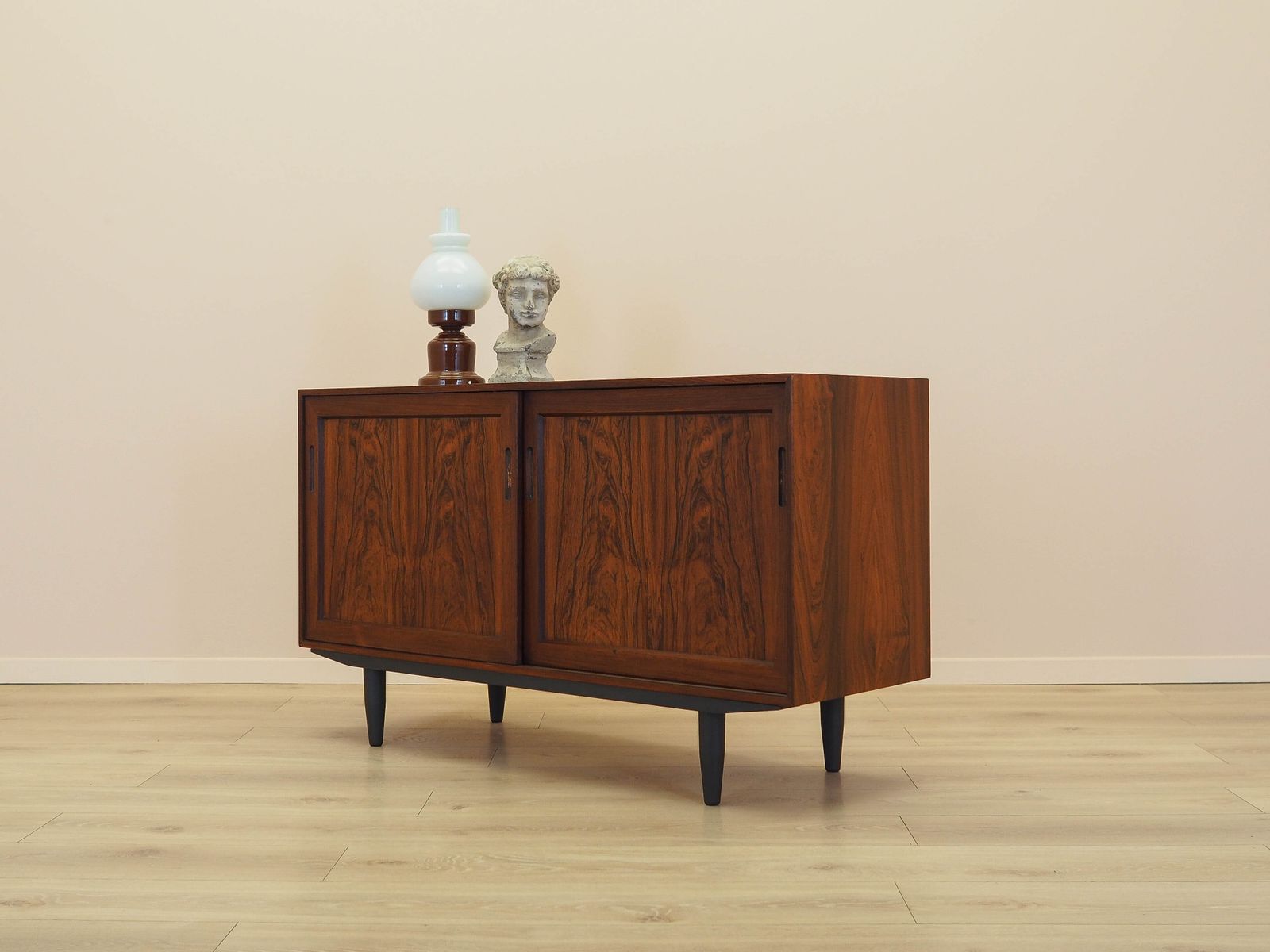 Cabinet en palissandre, design danois, années 1970, fabriqué au Danemark photo Mobilier