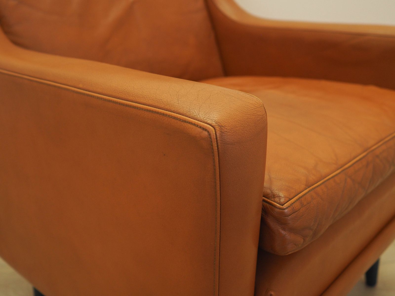 929.0 Oranje fauteuil, Deens design, jaren 1970, gemaakt in Denemarken photo