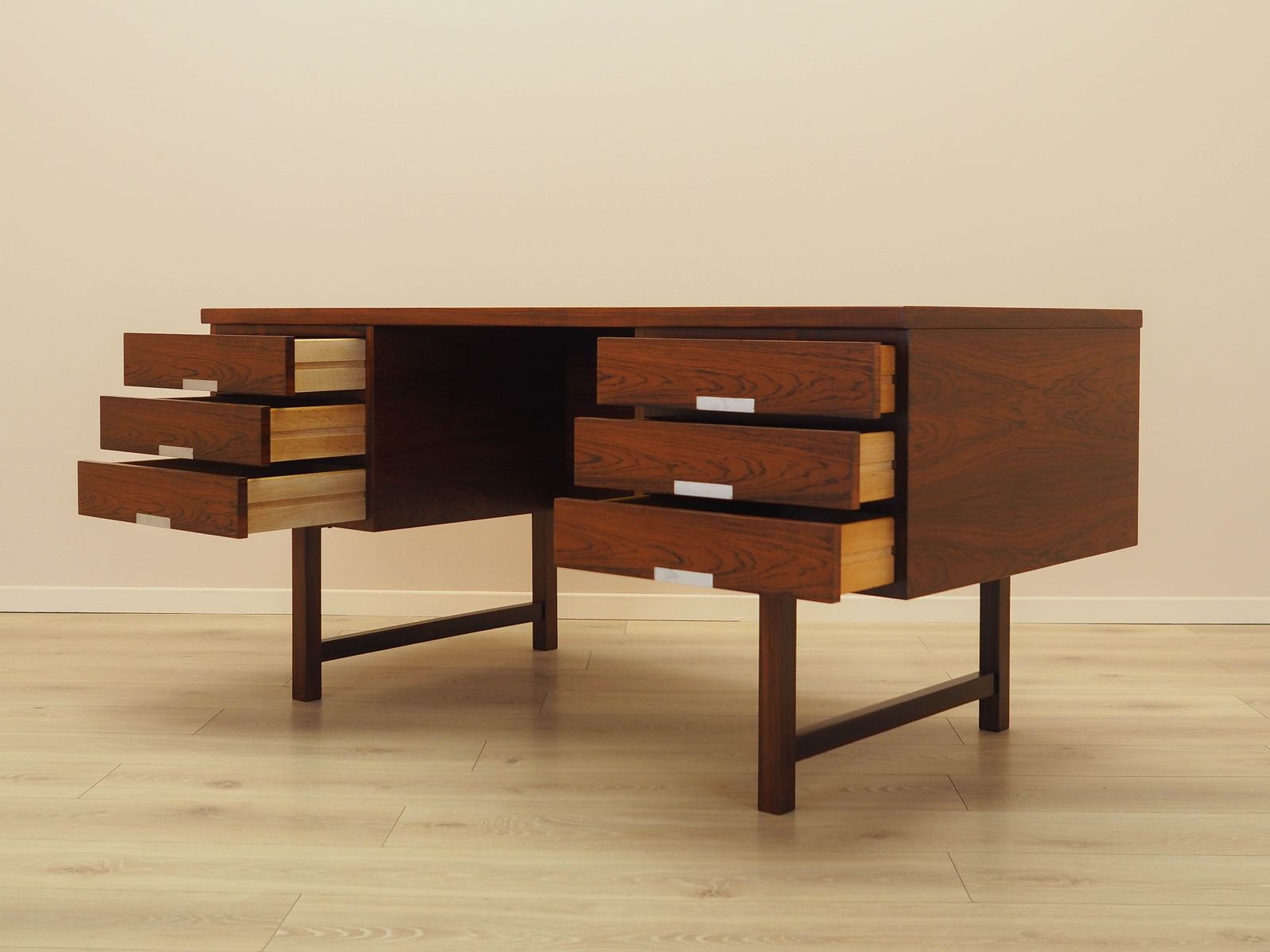 Rozenhout Bureau, Deens Design, Jaren 1970, Fabrikant: Eigil Petersens Møbelfabrik photo buy