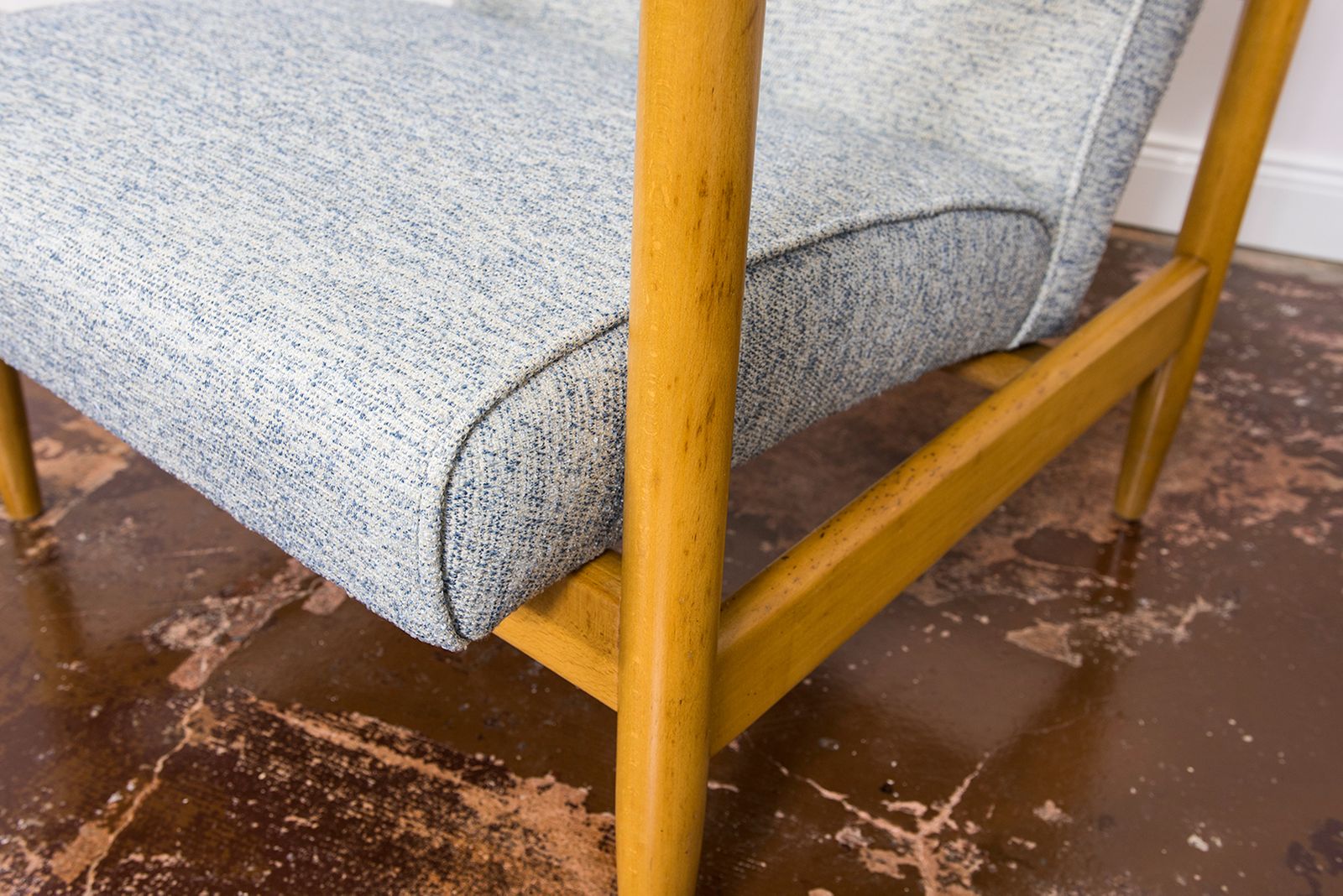 photo furniture Vintage Fauteuils Gfm 142 Van Edmund Homa, Gfm, Polen, Ca. Jaren 1960, Set Van 2