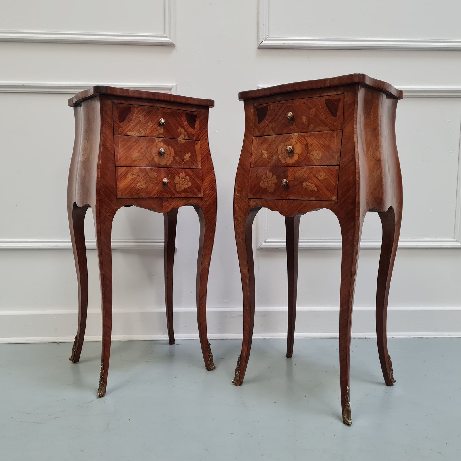 photo furniture Quality French Kingwood Bedside Tables C1930 Free Del Eng/Wales