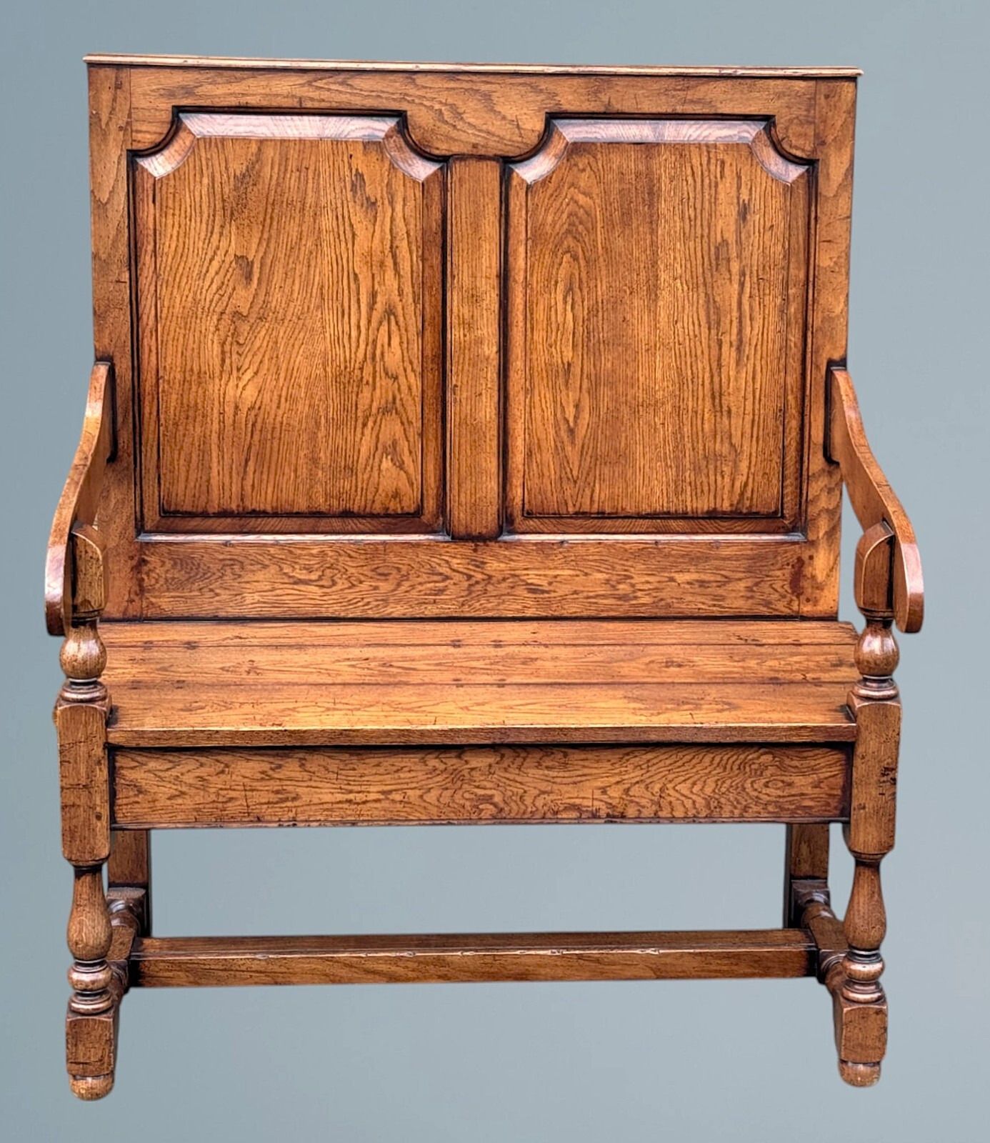 Oak Settle / Oak Hall Seat / Oak Hall Bench photo Furniture