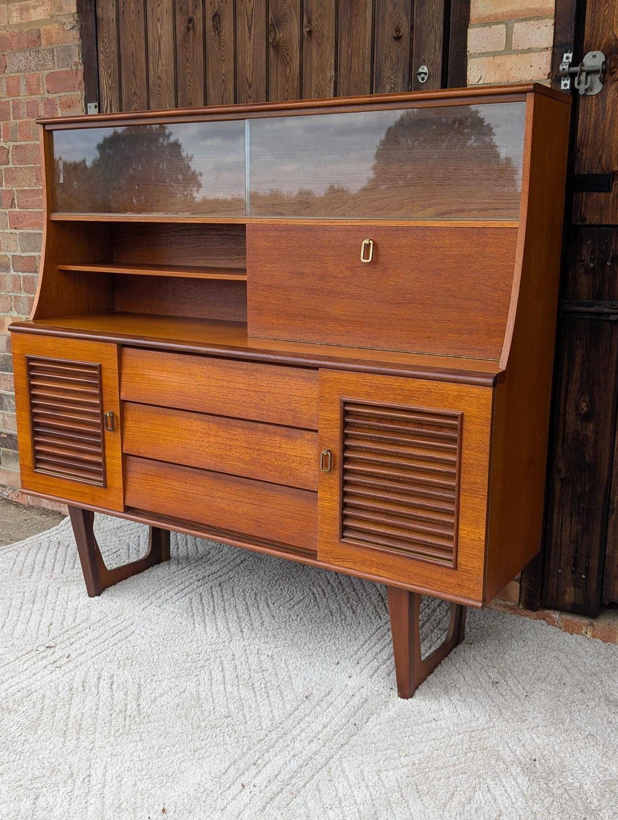 Mid Century Retro 1970's Teak Louvred Highboard/Cabinet photo Furniture