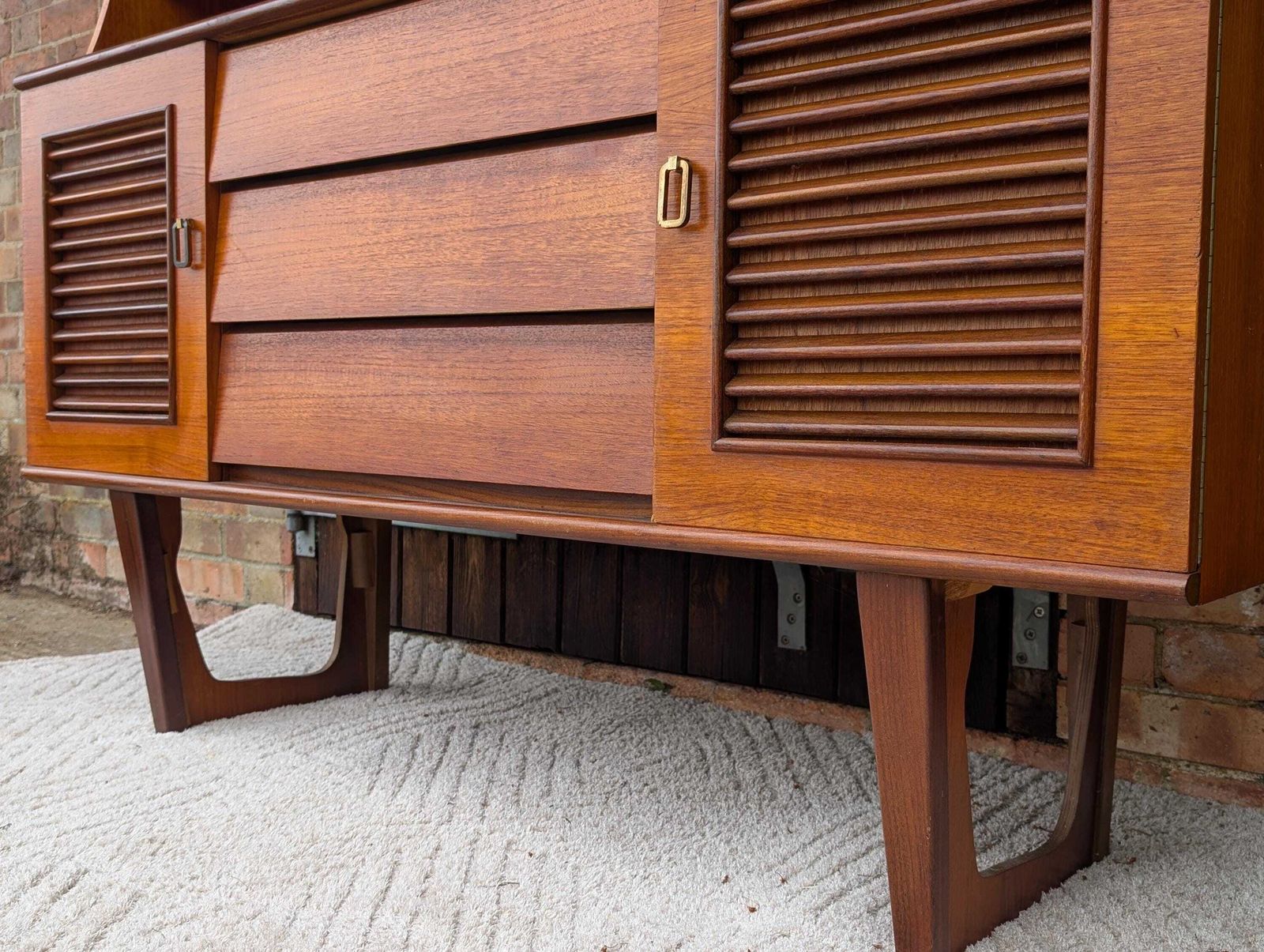 Mid Century Retro 1970's Teak Louvred Highboard/Cabinet photo 495.0