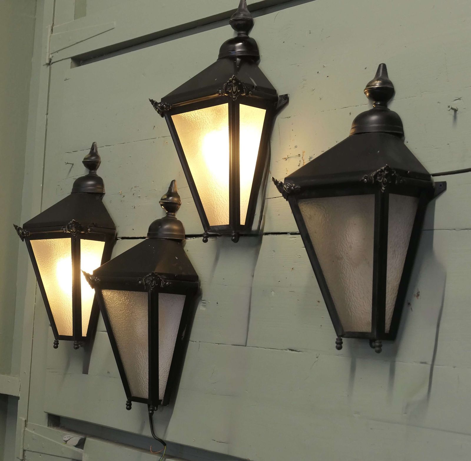 Set Of 4 Traditional Wall Lanterns These Are Traditional Style Wall Lanterns They Are Mad photo furniture