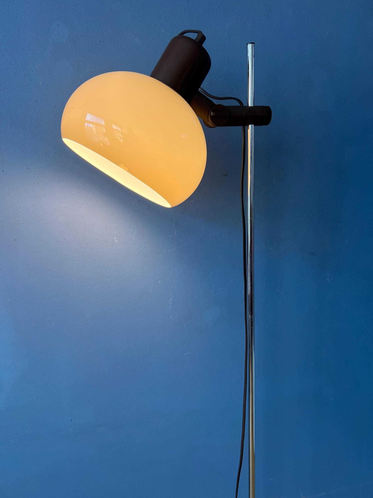 Mushroom Vloerlamp   Herda Staande Lamp   Space Age Decoratie photo Verlichting