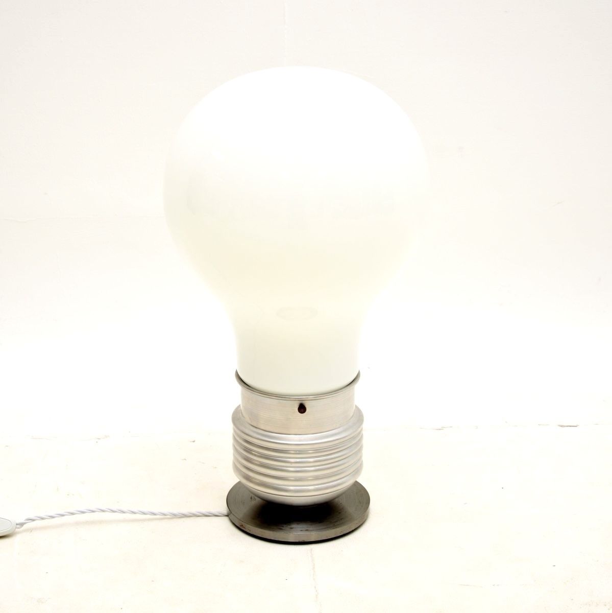 Vintage Italian Table Lamp By Nuova Elleluce photo furniture