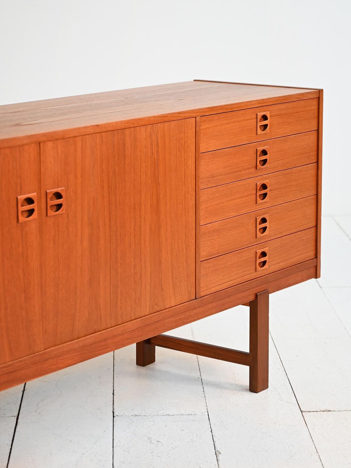 Scandinavian Teak Sideboard 1960s photo vinterior