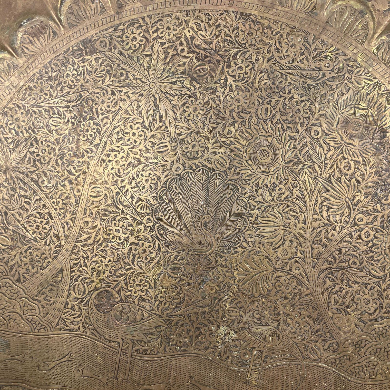 Indian Metal Gold Patterned Brass Tray 58cm Plate Asian Handmade Etched Intricate Decorative Patterned Wall Art Round Vintage Antique photo vinterior