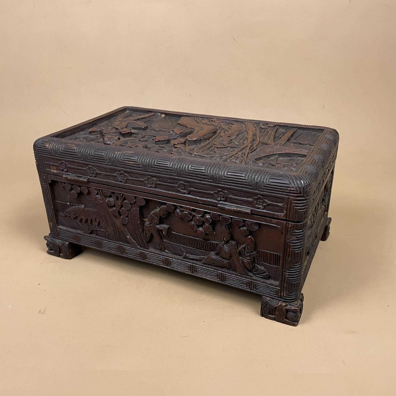 Oriental Wooden Box Trinket Jewellery Storage Keepsake Brown Wood Gold Brass Lock And Key Metal Trims Rectangle Antique Carved Pattern photo 99.0